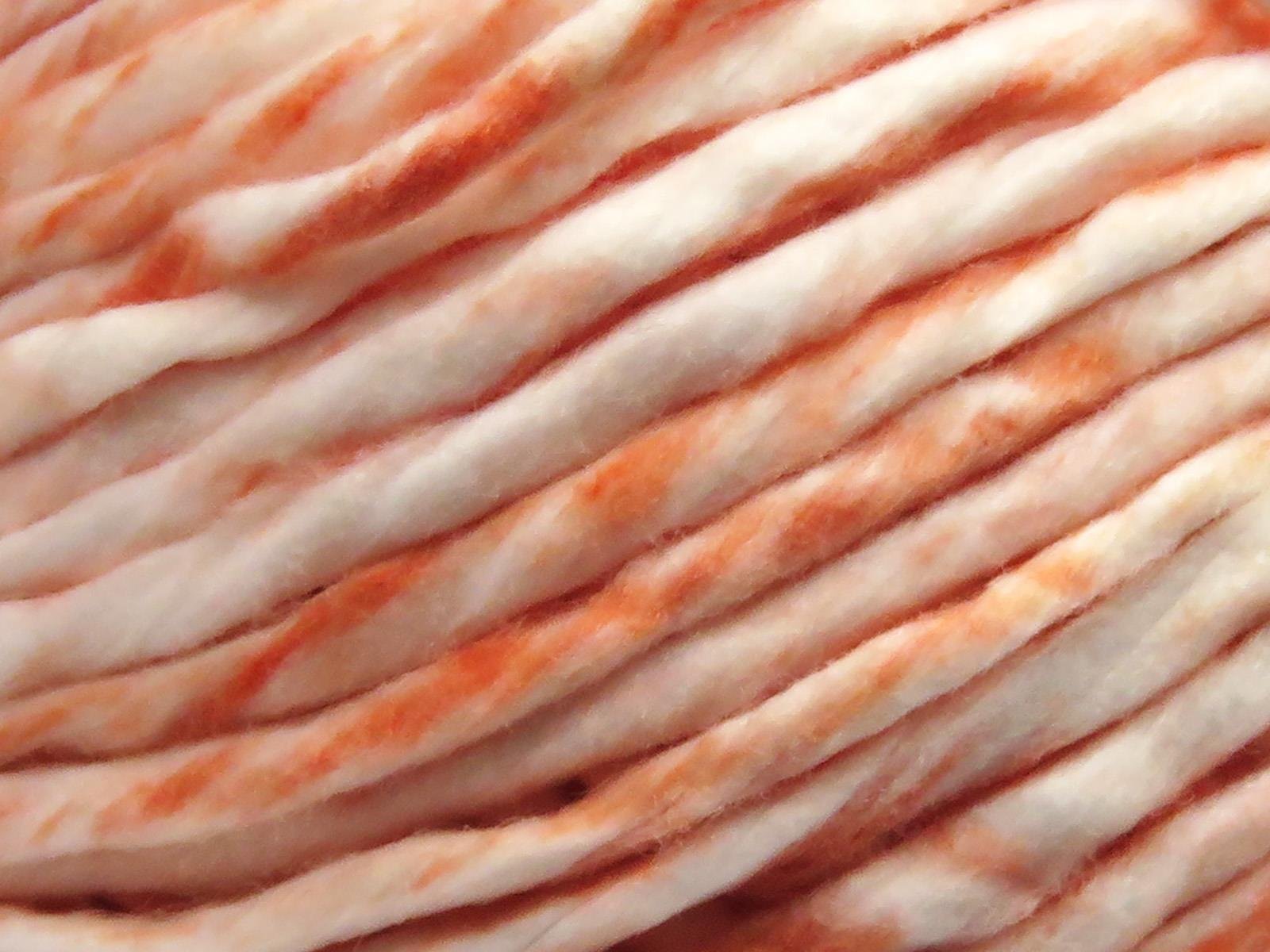 Raffia Twist Color White, Salmon