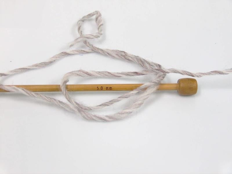 Roseto Worsted Burgundy, Light Grey, Pink Shades