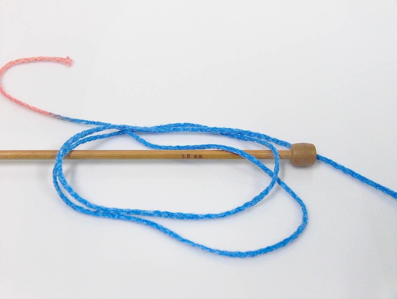 Saver Chain Color Blue, Yellow, Light Salmon