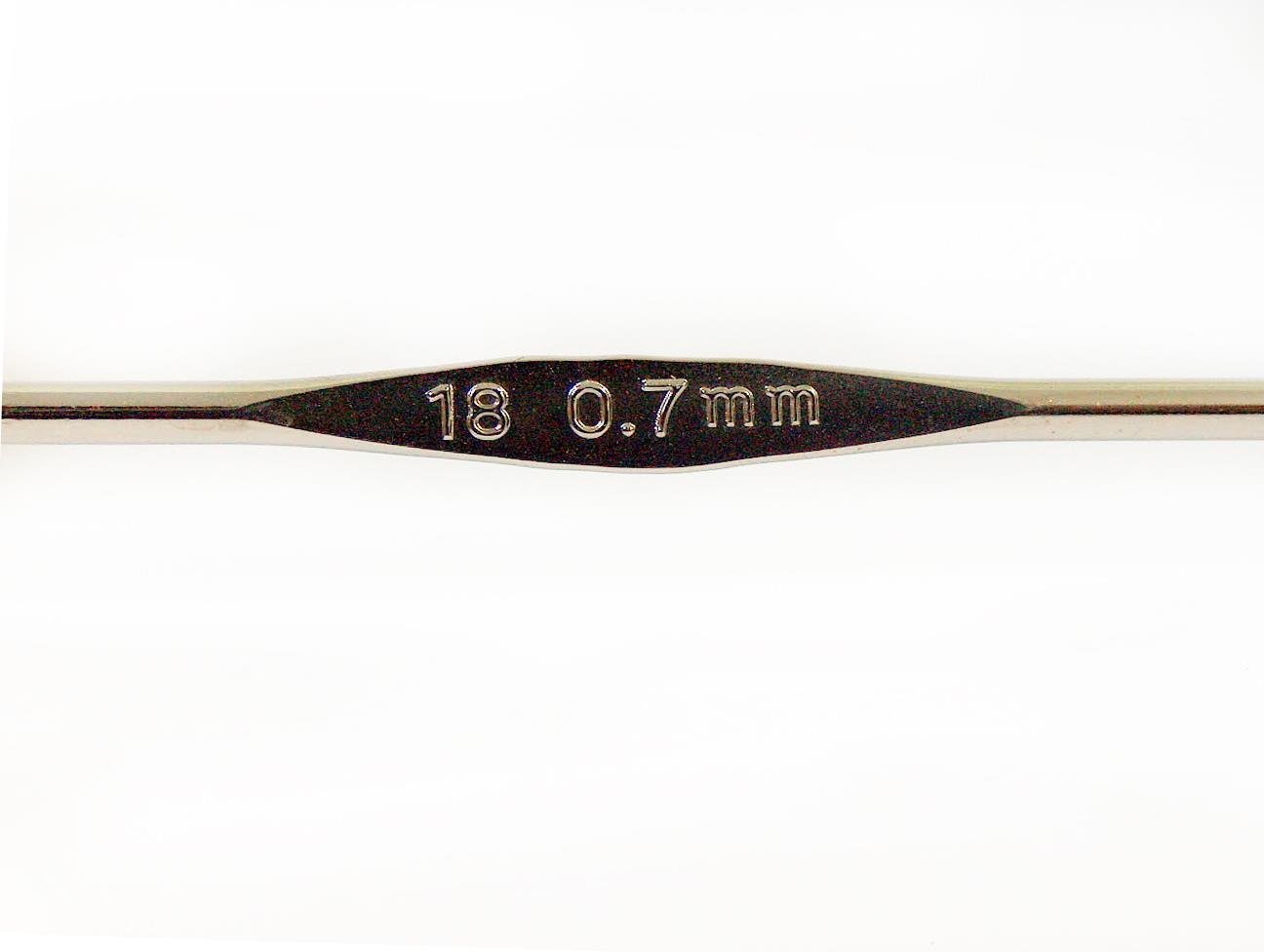Tulip Metal Crochet Hook . #18 - 0.70 mm