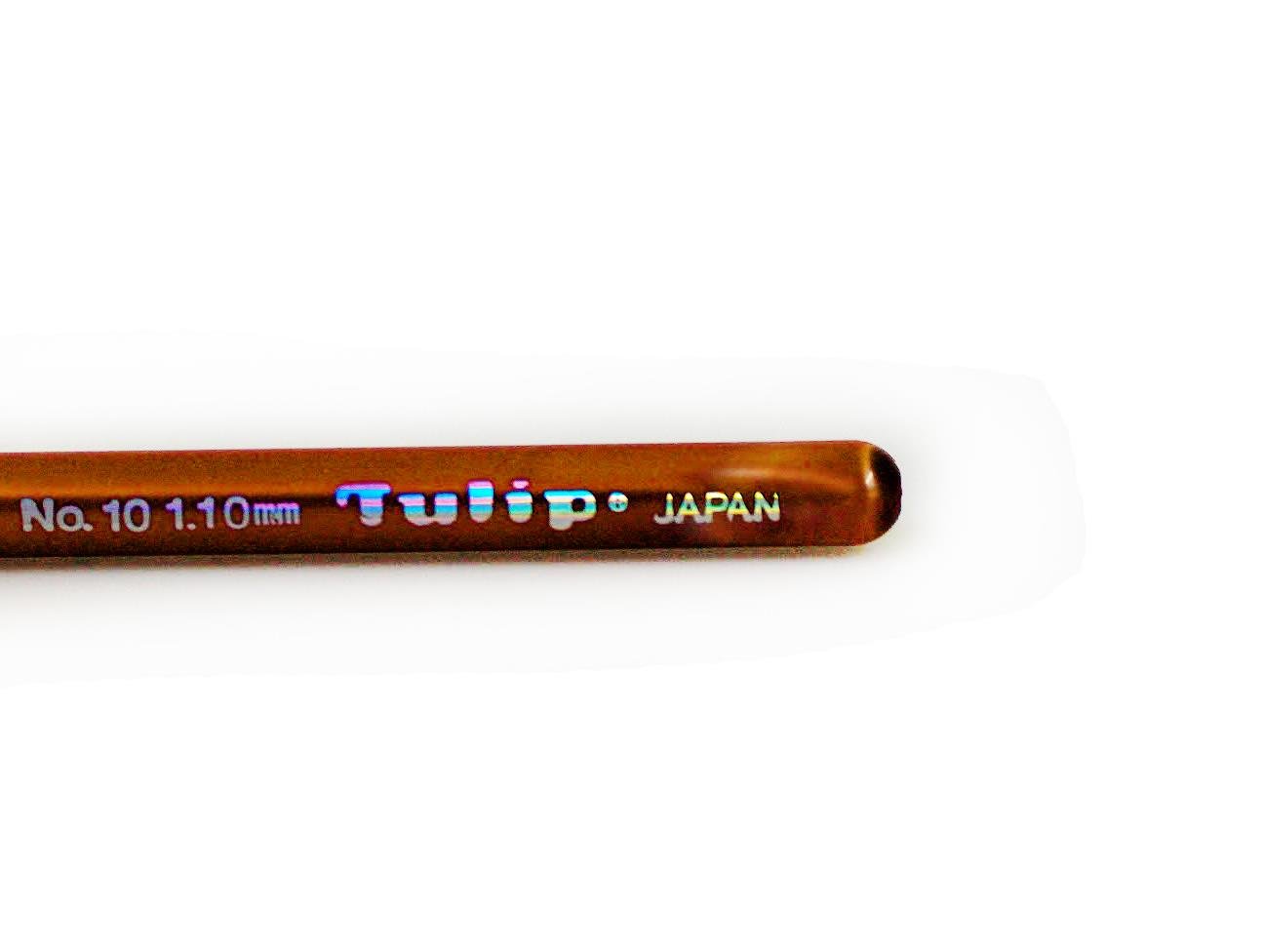 Tulip Plastic Handle Crochet Hook . #10 - 1.10 mm