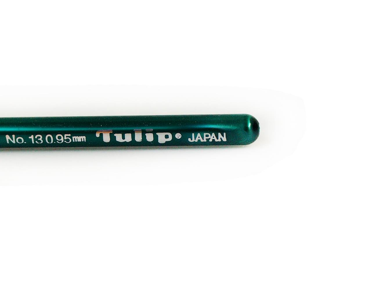 Tulip Plastic Handle Crochet Hook . #13 - 0.95 mm