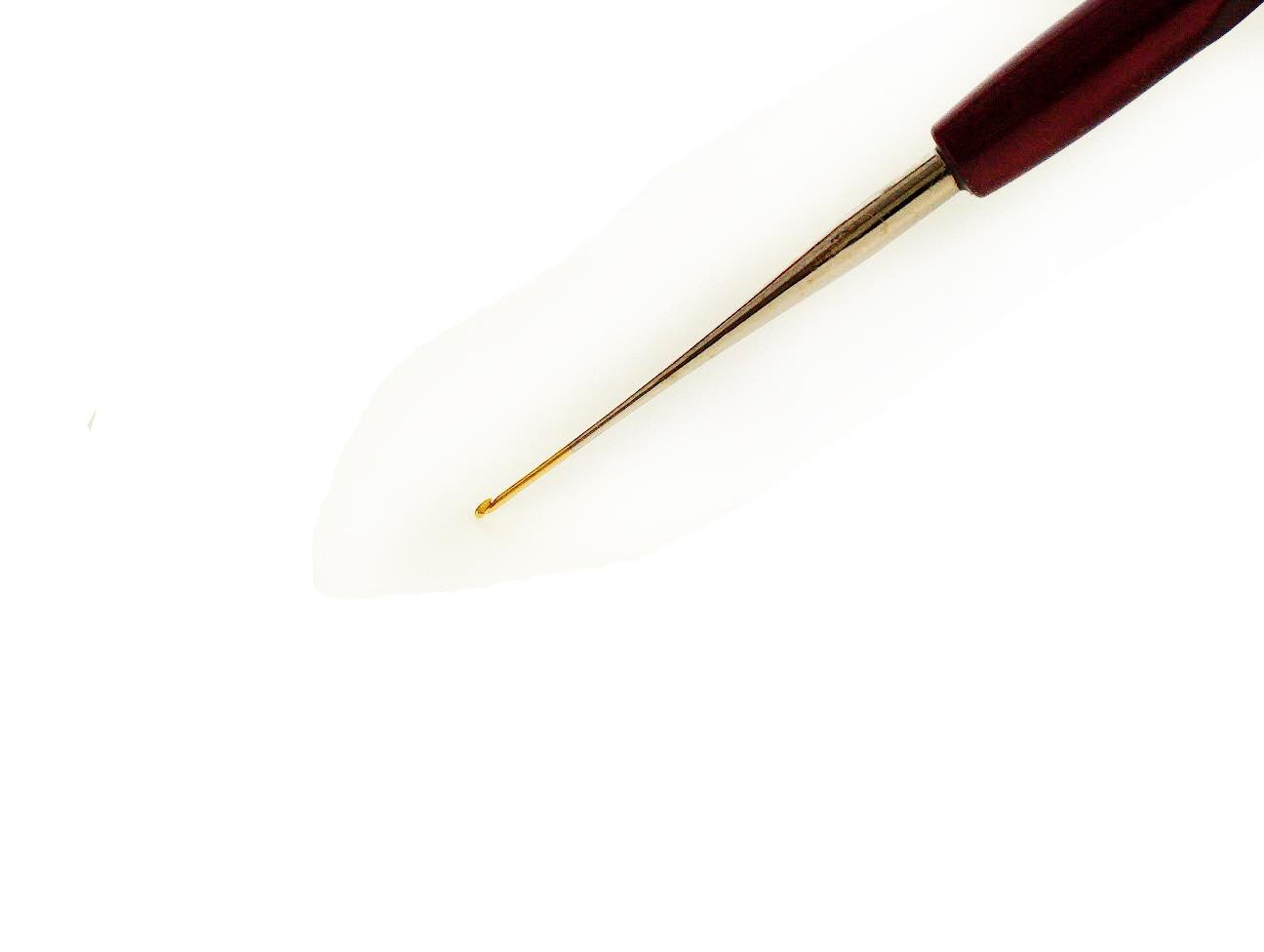 Tulip Plastic Handle Crochet Hook . #22 - 0.50 mm