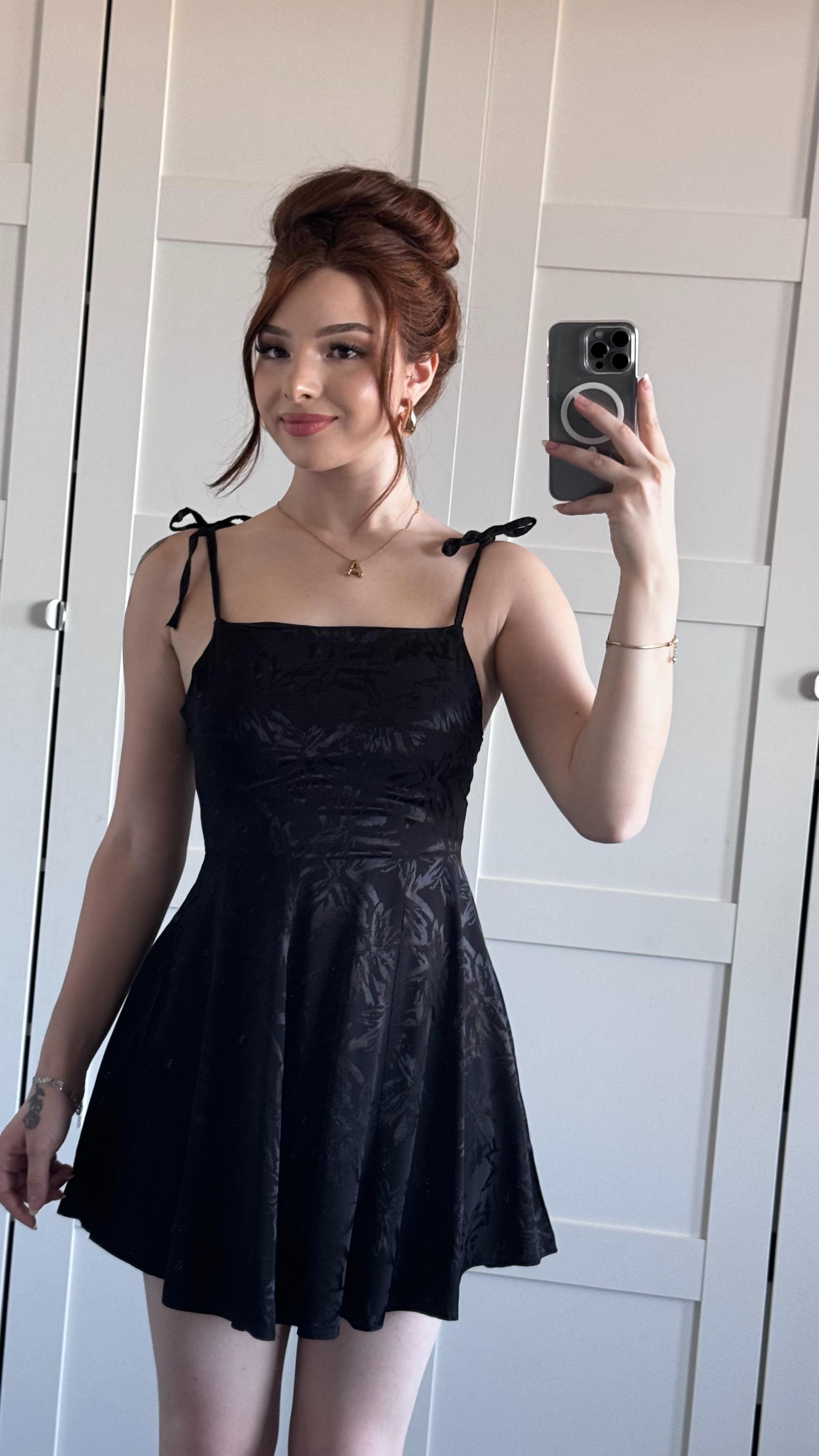 Anna Siyah Saten Mini Elbise