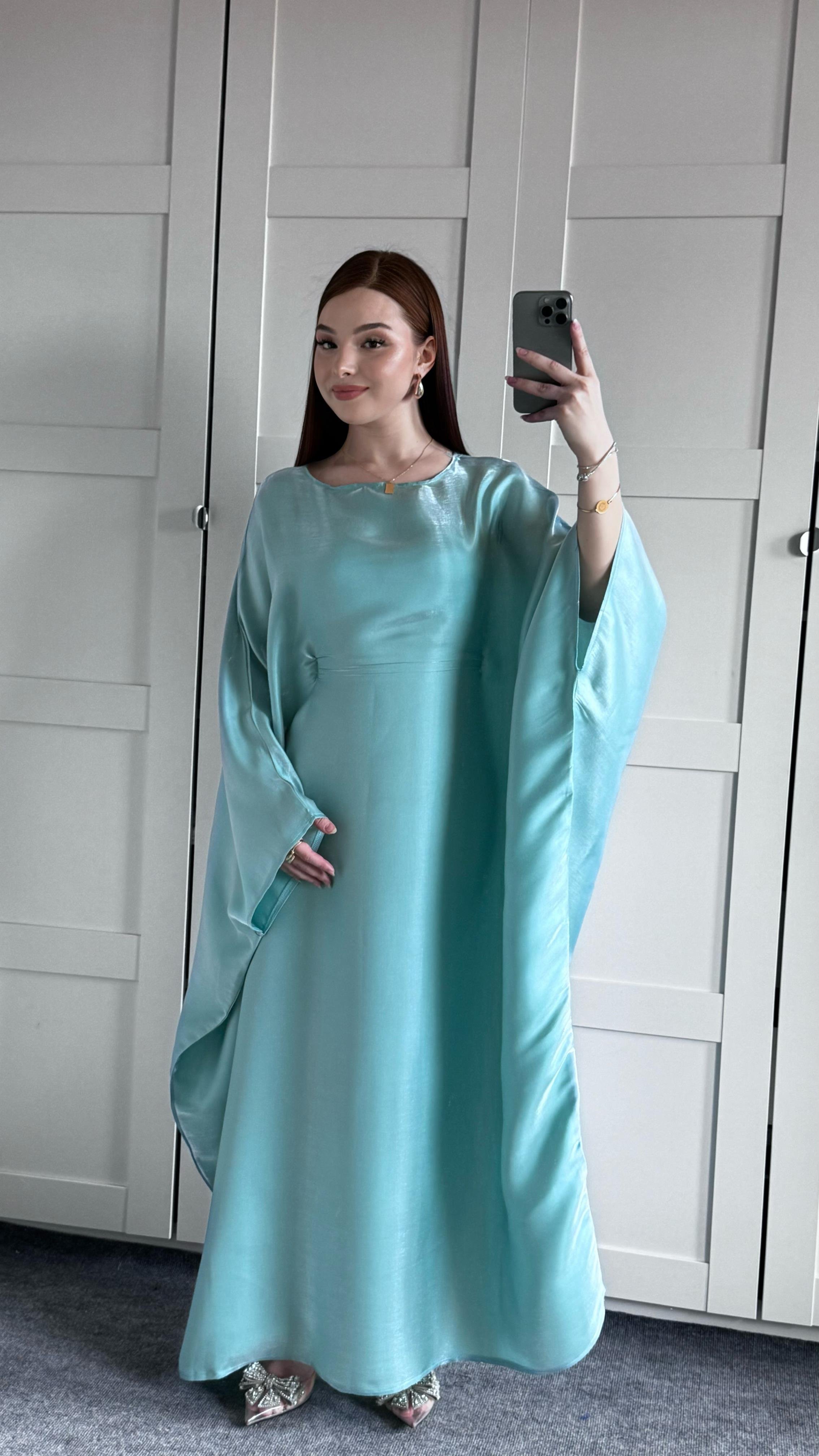 Arabic Saten Elbise İndigo Mavisi