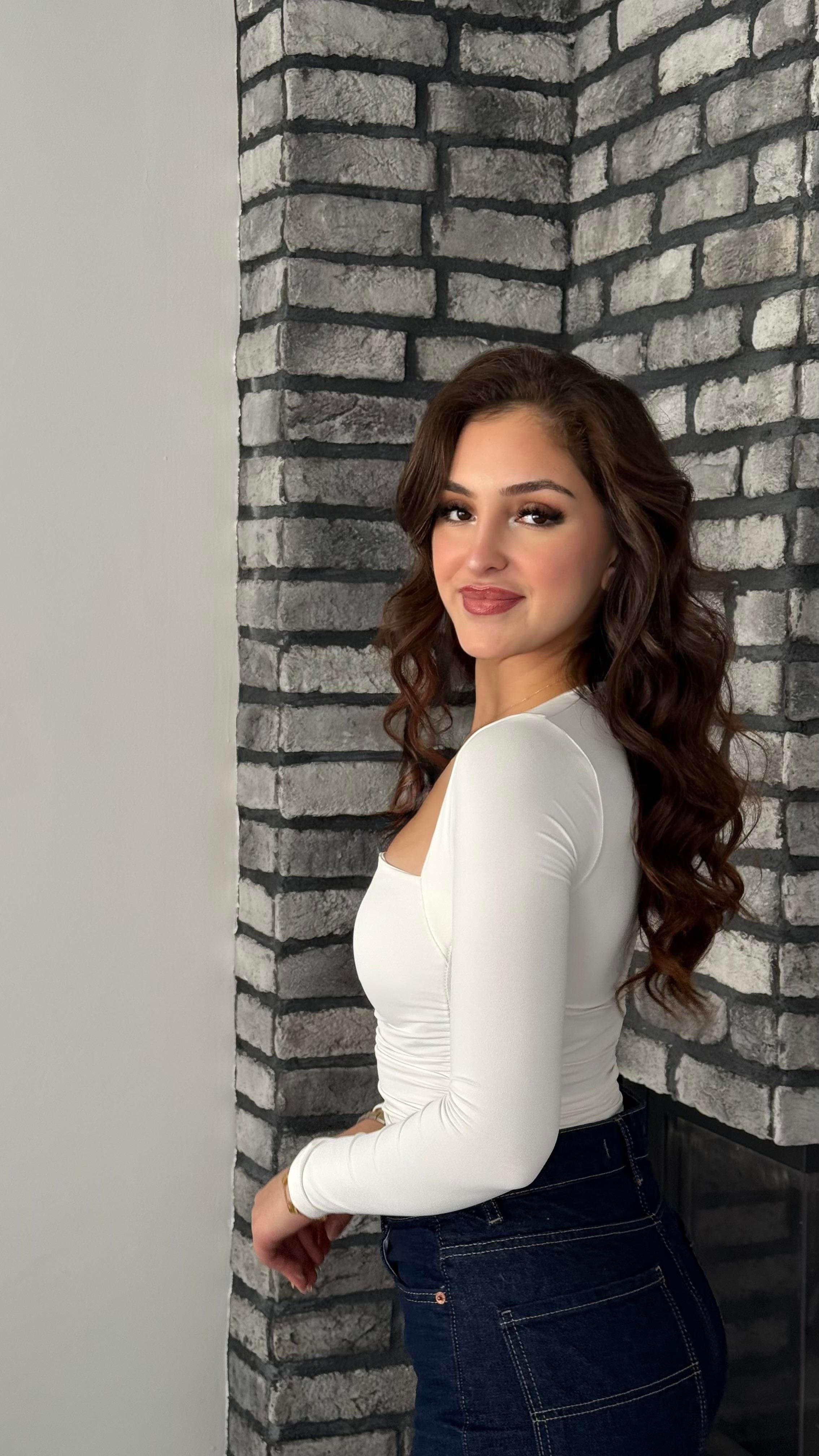 Asimetrik Büzgülü Bluz Beyaz