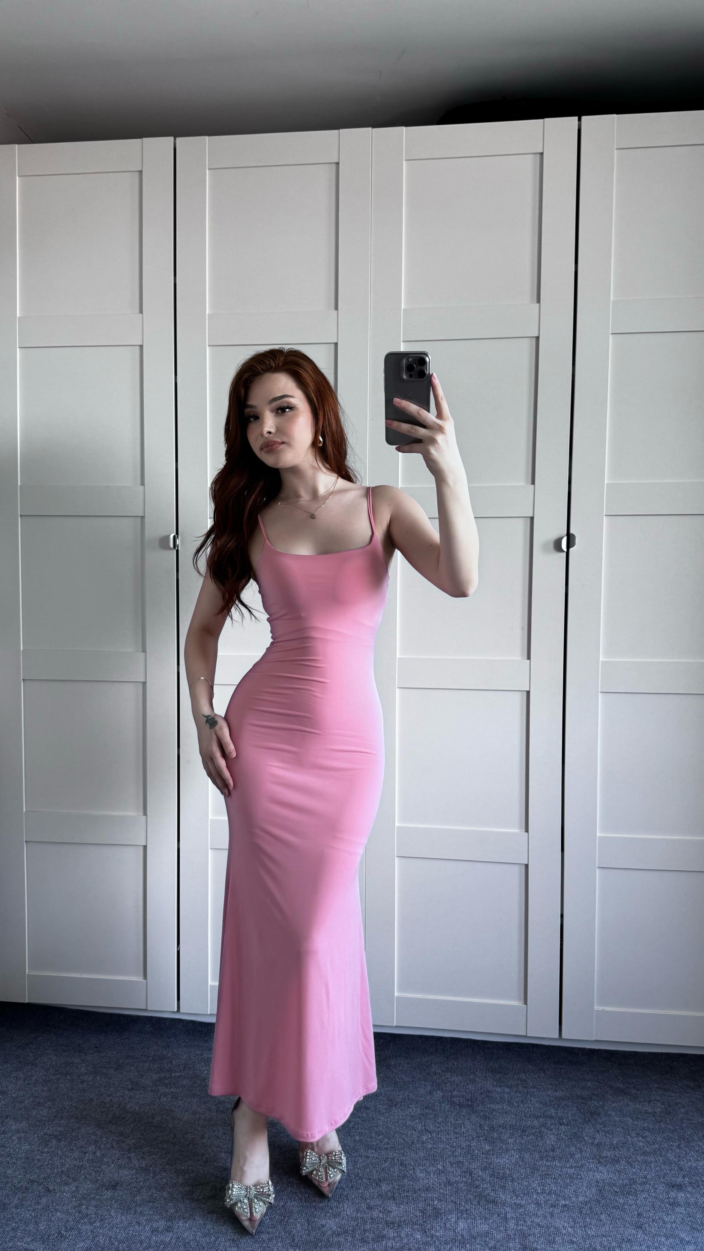 Askılı Pembe Balık Elbise