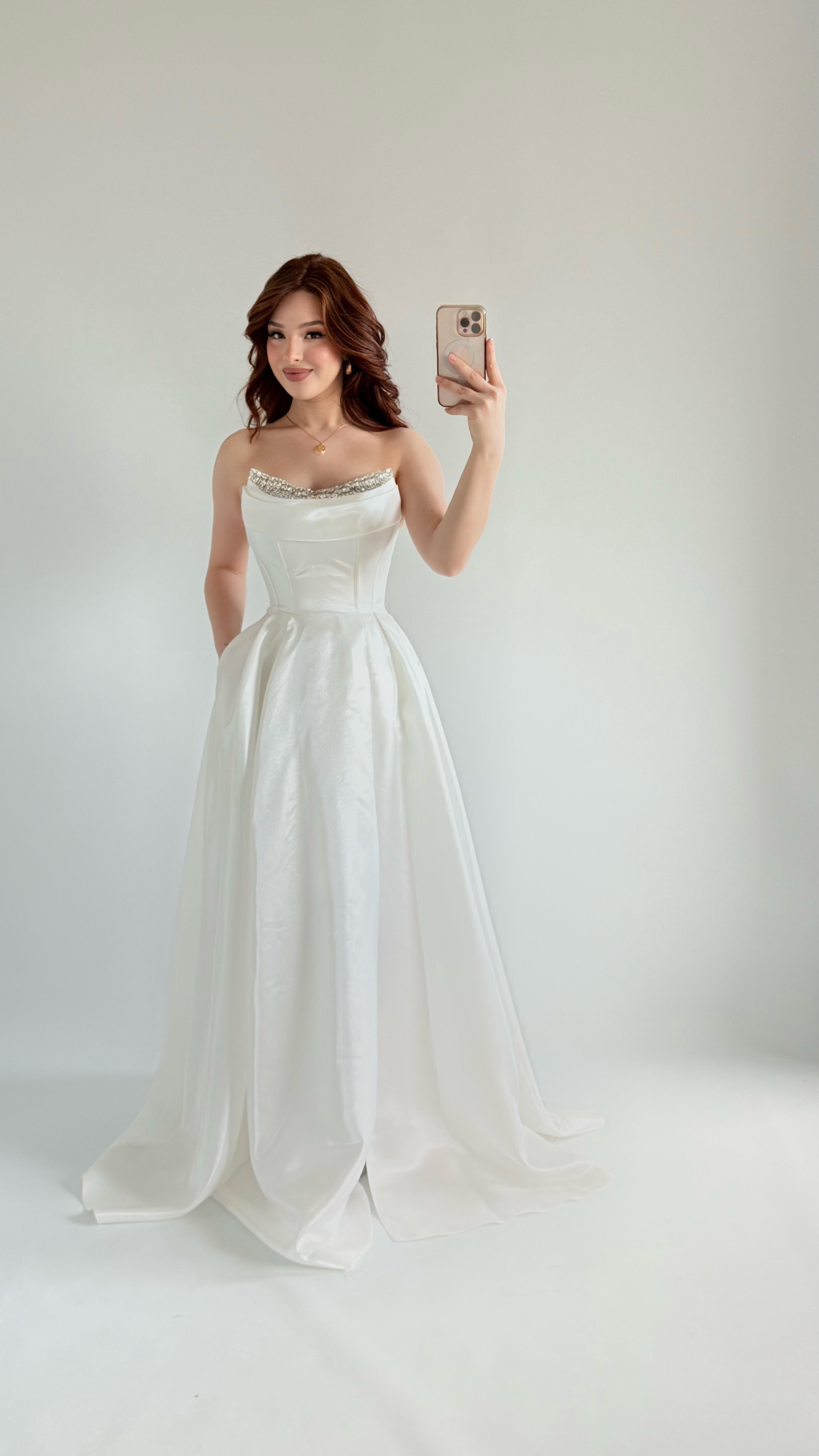 Aurora Abiye Beyaz