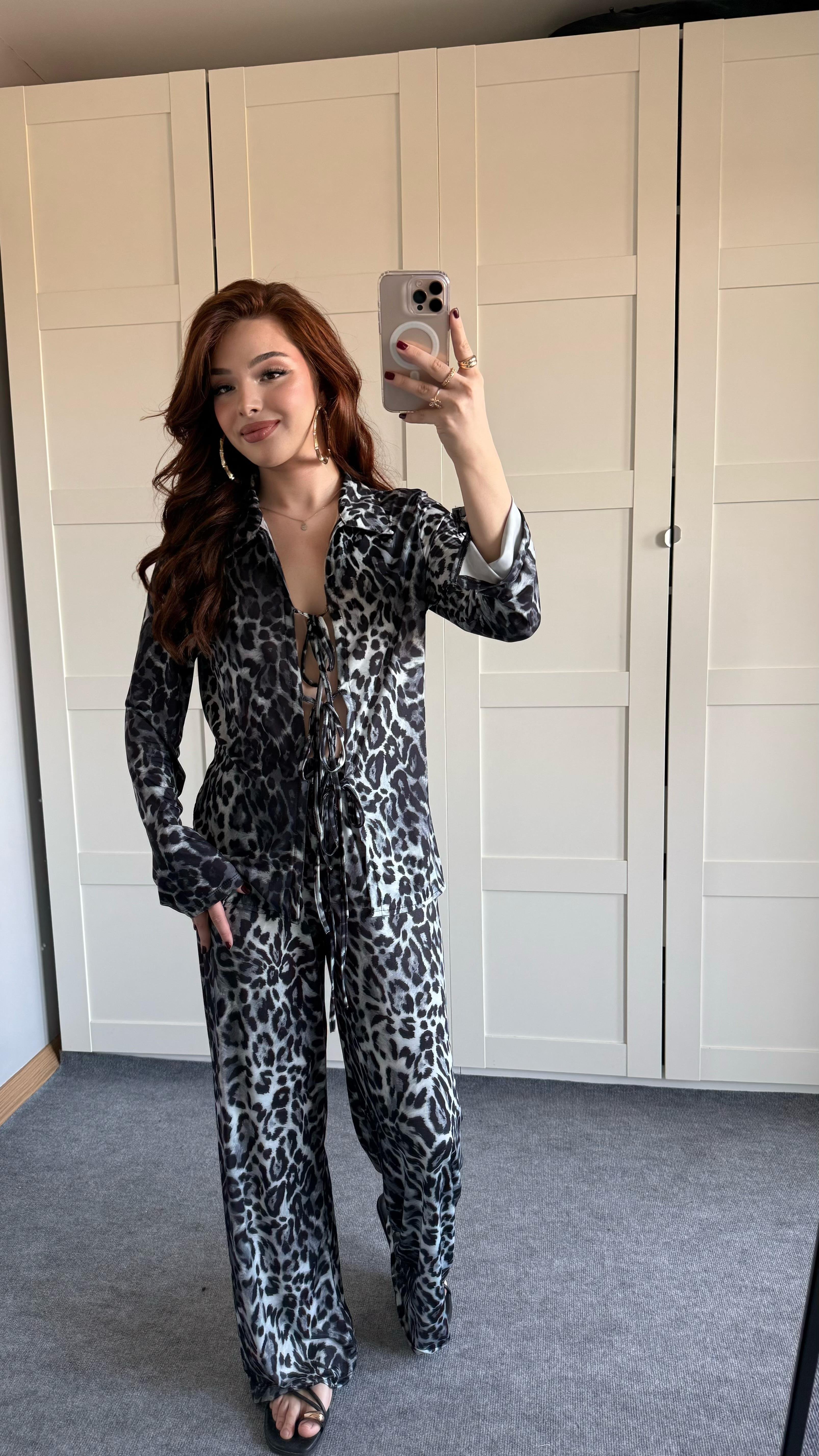 Bağcıklı Gömlek Leopar Takım Siyah 
