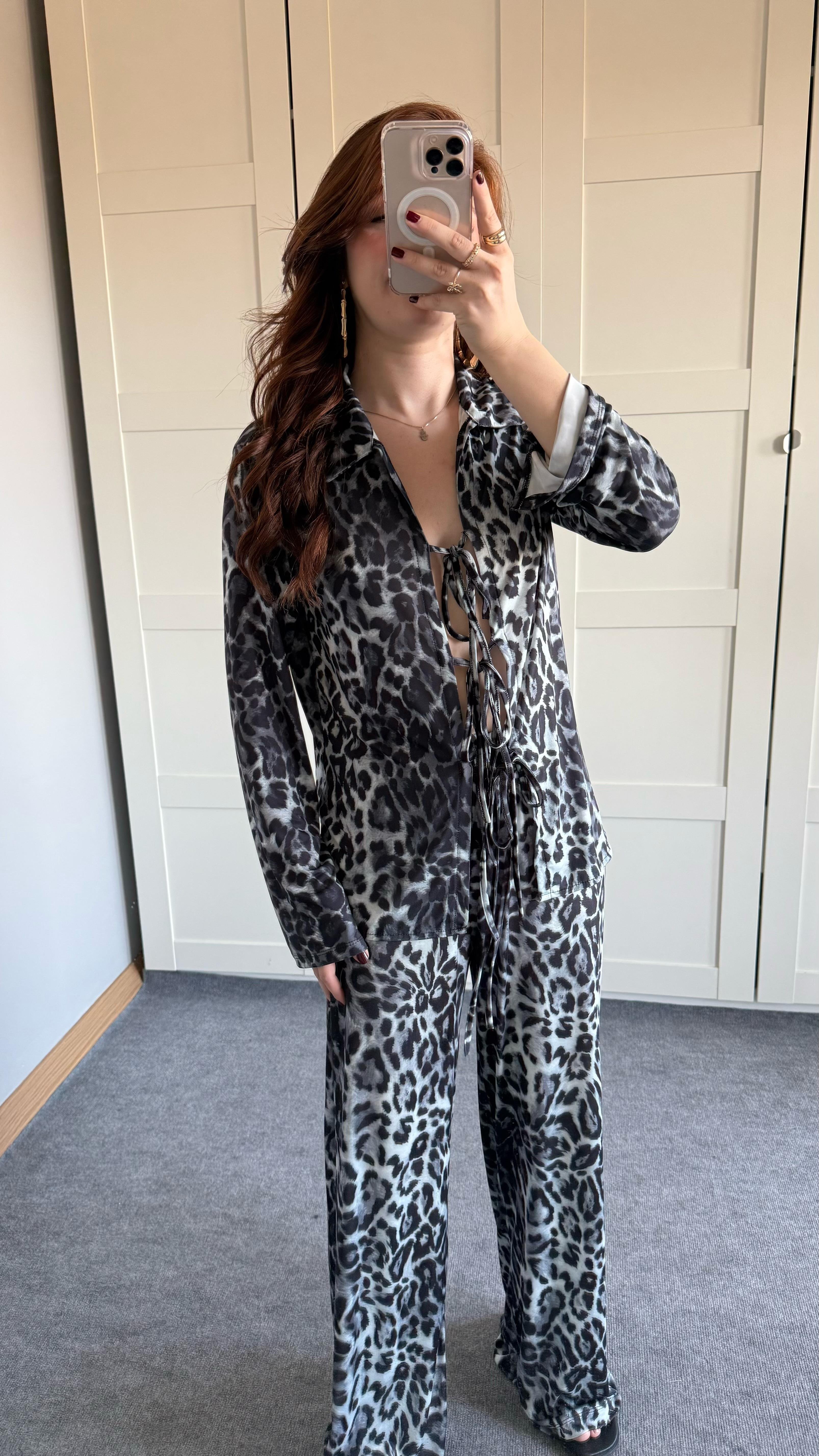Bağcıklı Gömlek Leopar Takım Siyah 