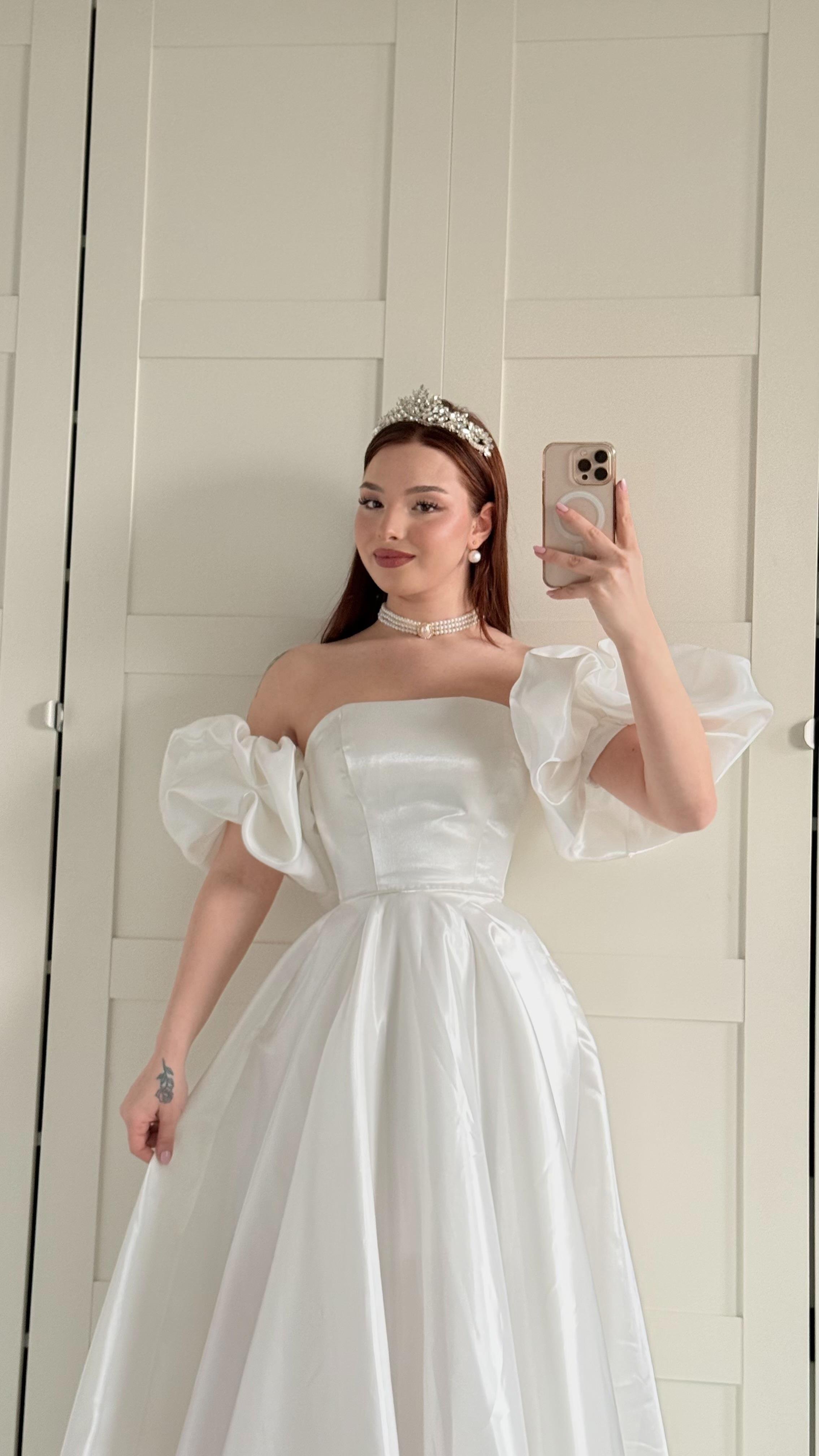 Barbie princess Abiye Beyaz