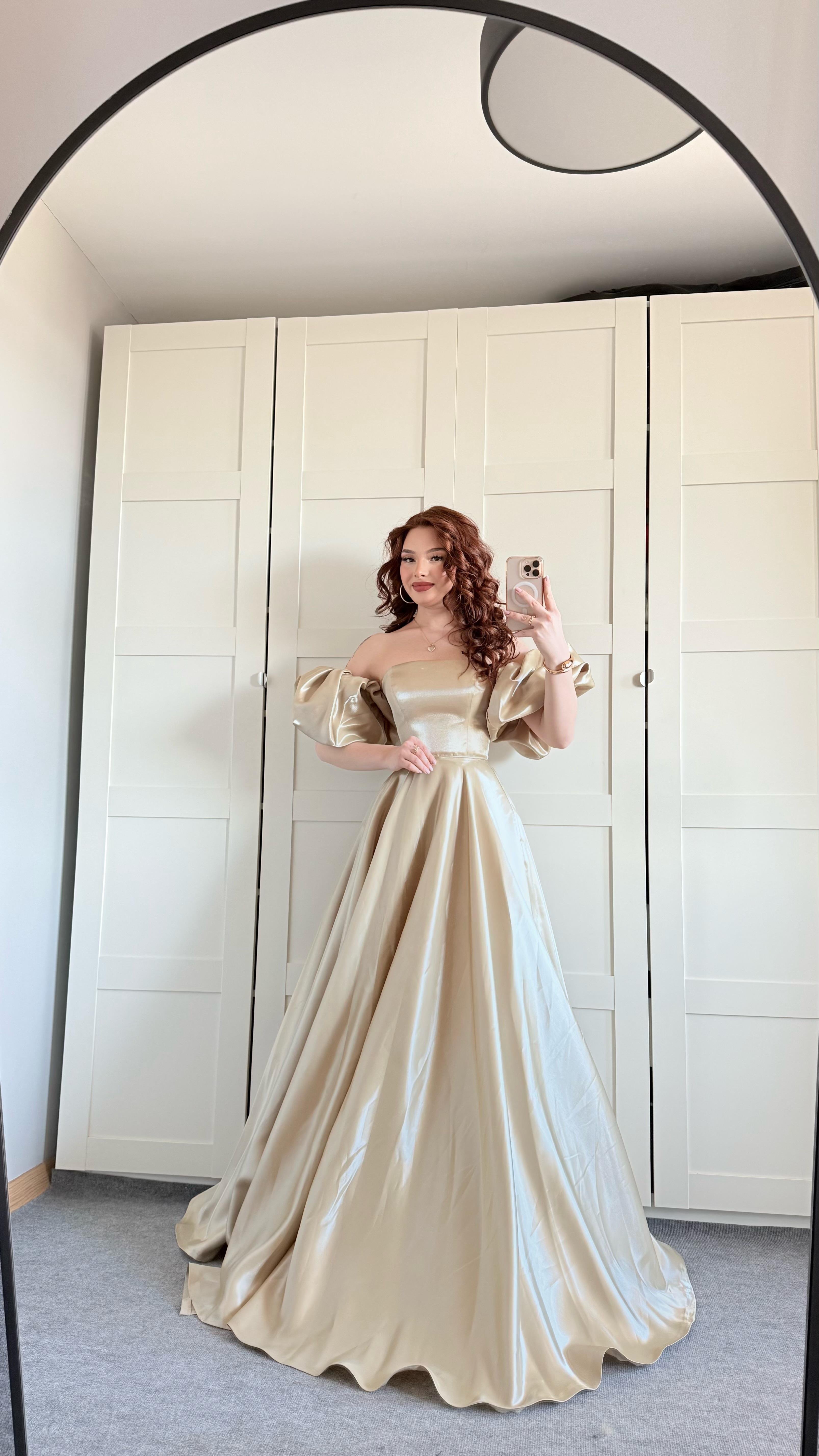 Barbie princess Abiye Olive