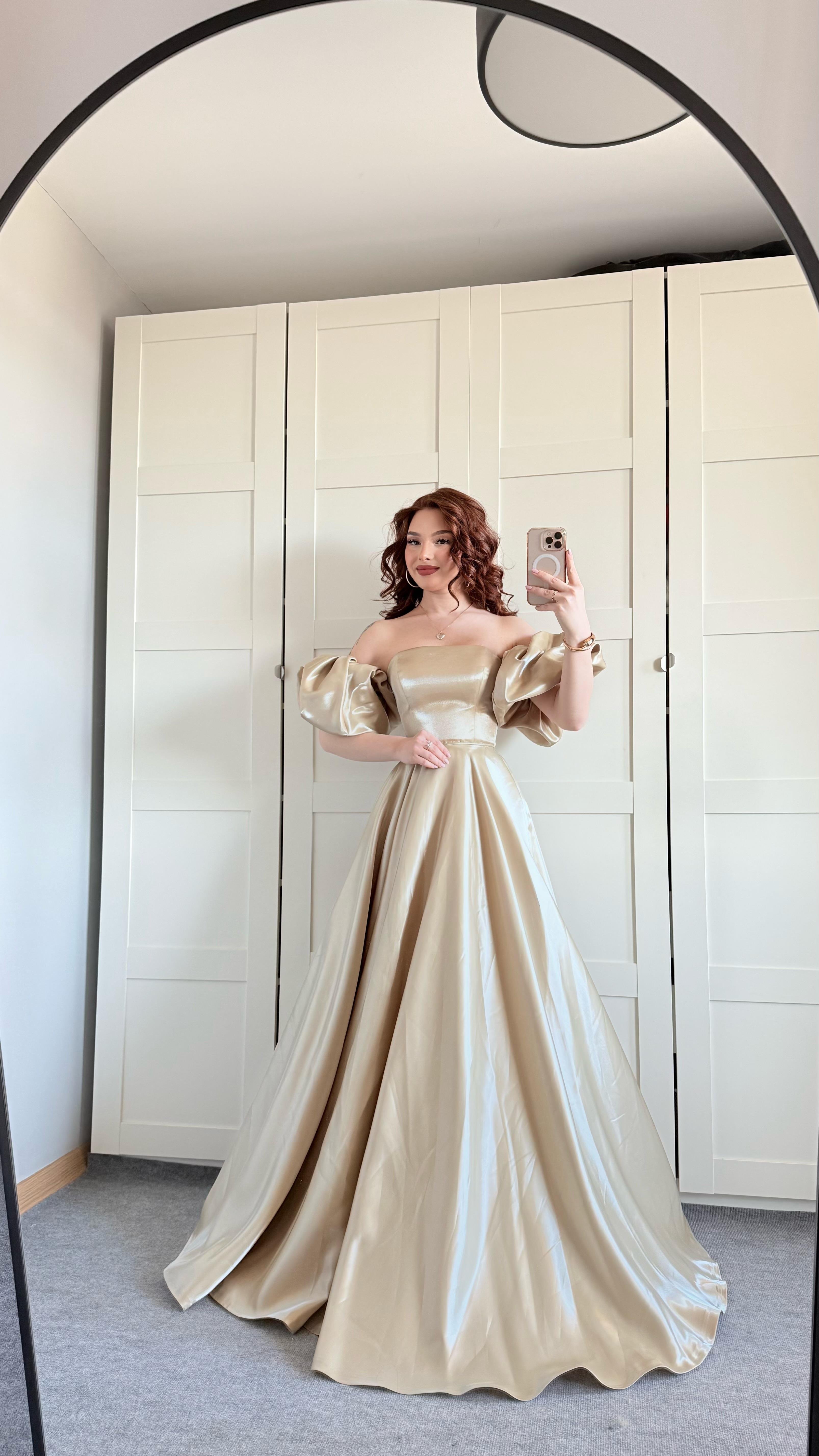 Barbie princess Abiye Olive