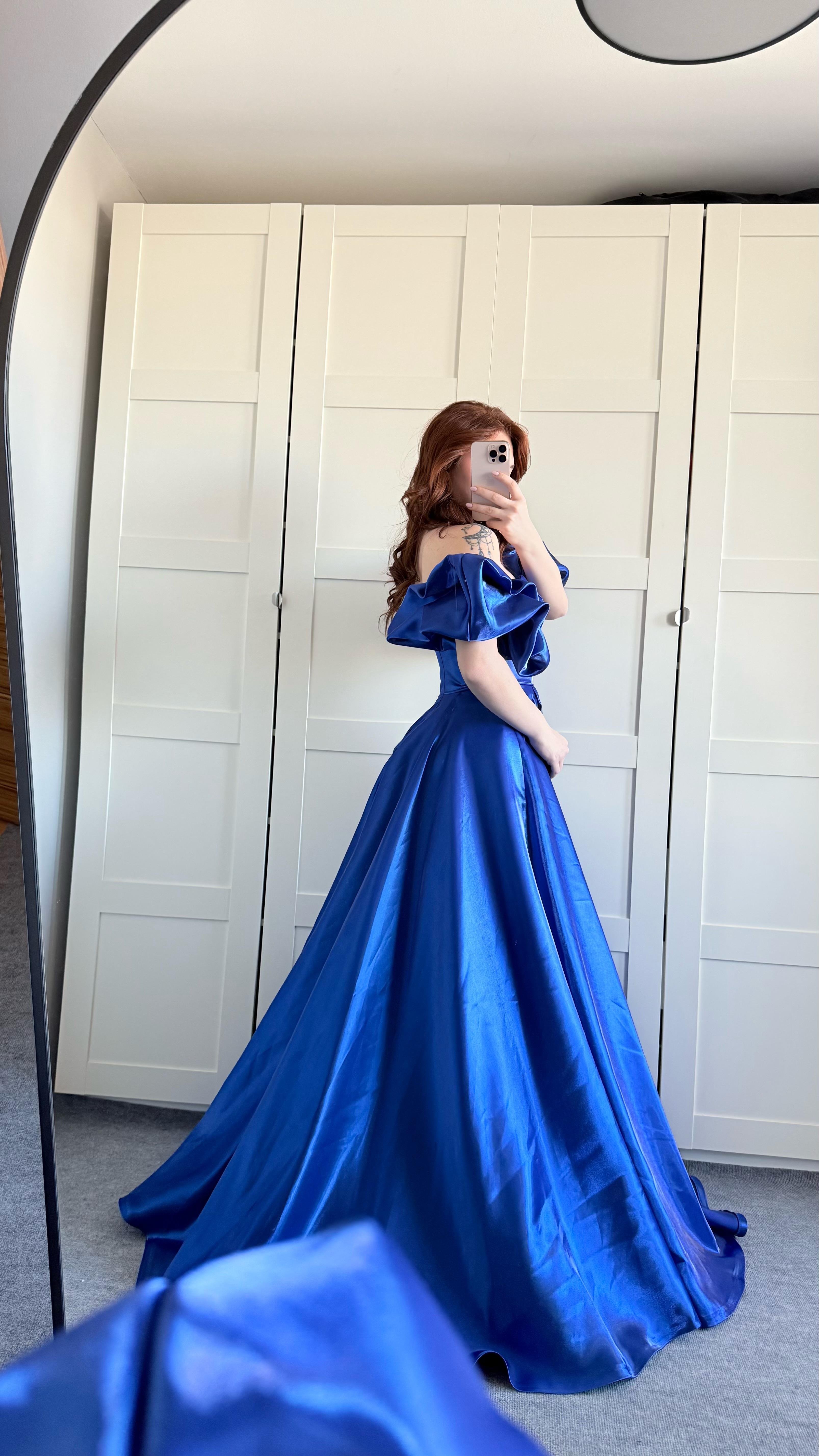 Barbie princess Abiye Saks Mavisi 