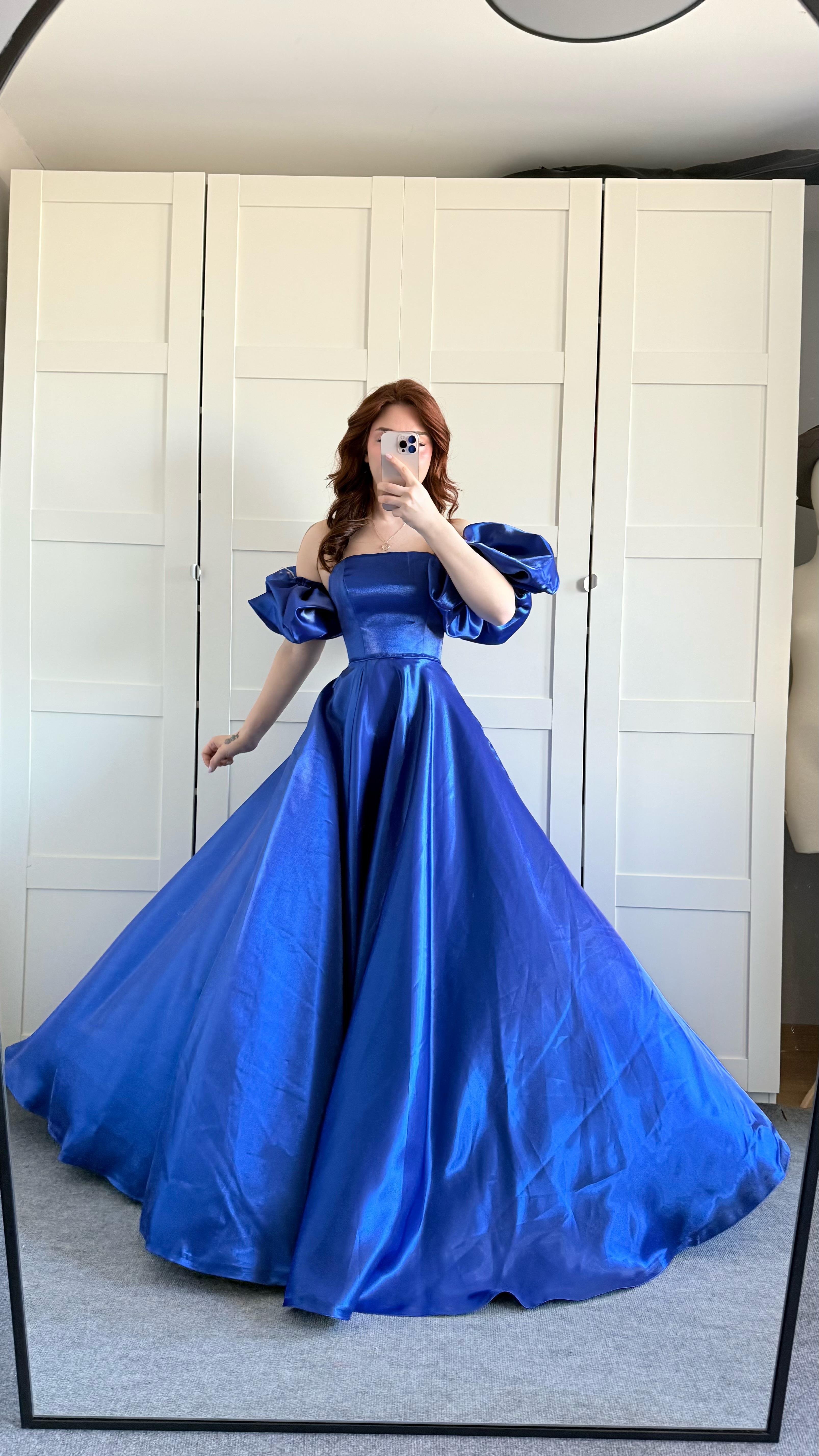 Barbie princess Abiye Saks Mavisi 