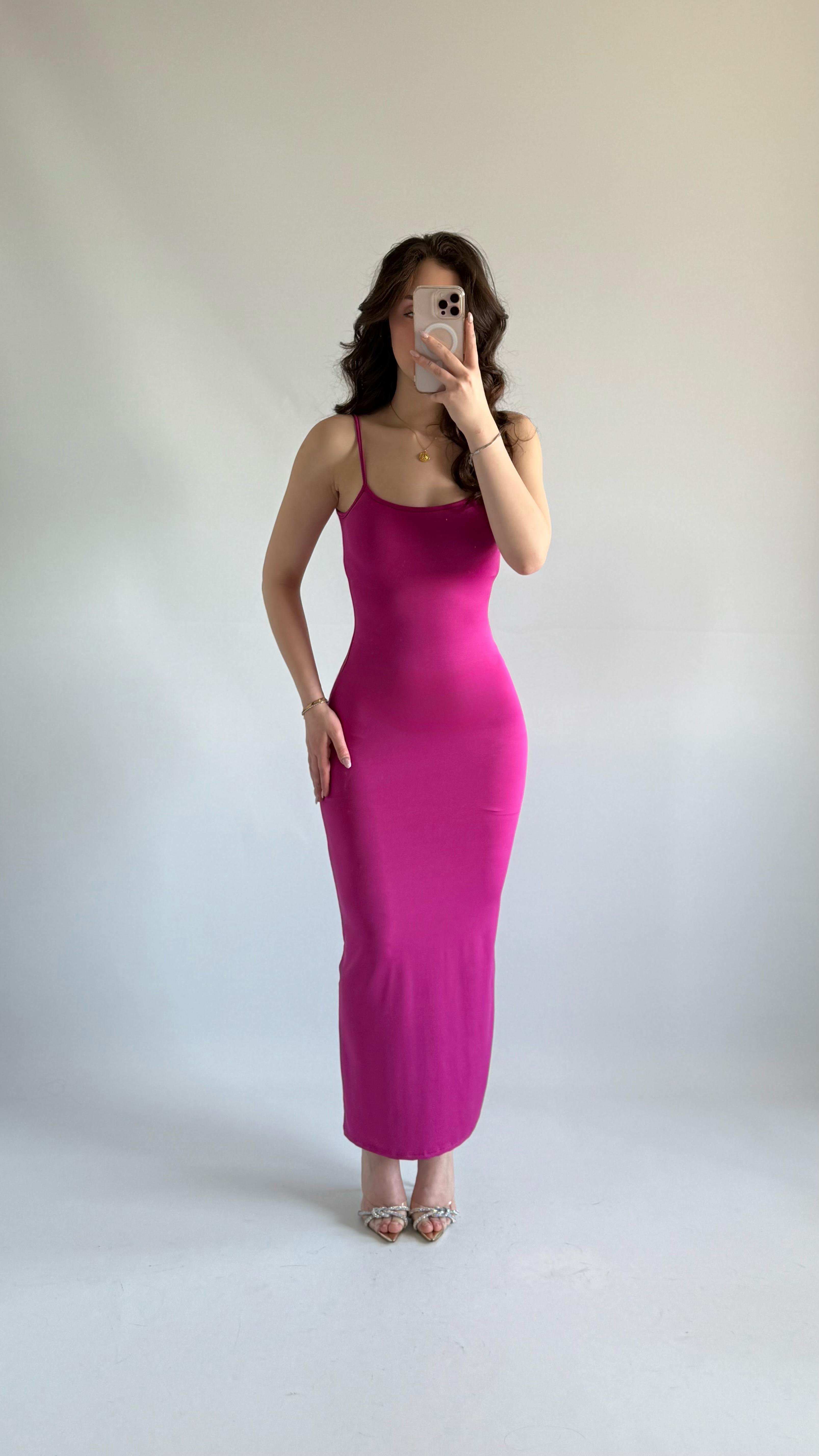 Basıc Askılı Uzun Fuşya Elbise