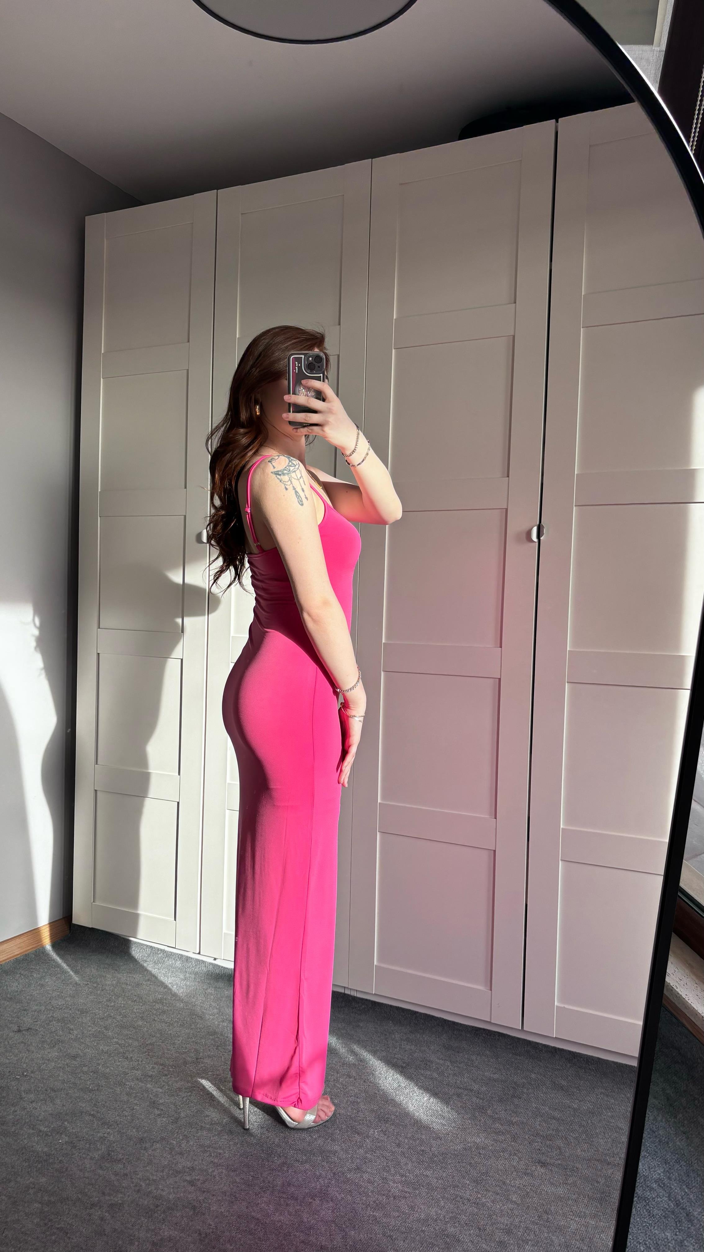 Basıc Askılı Uzun Koyu Pembe Elbise