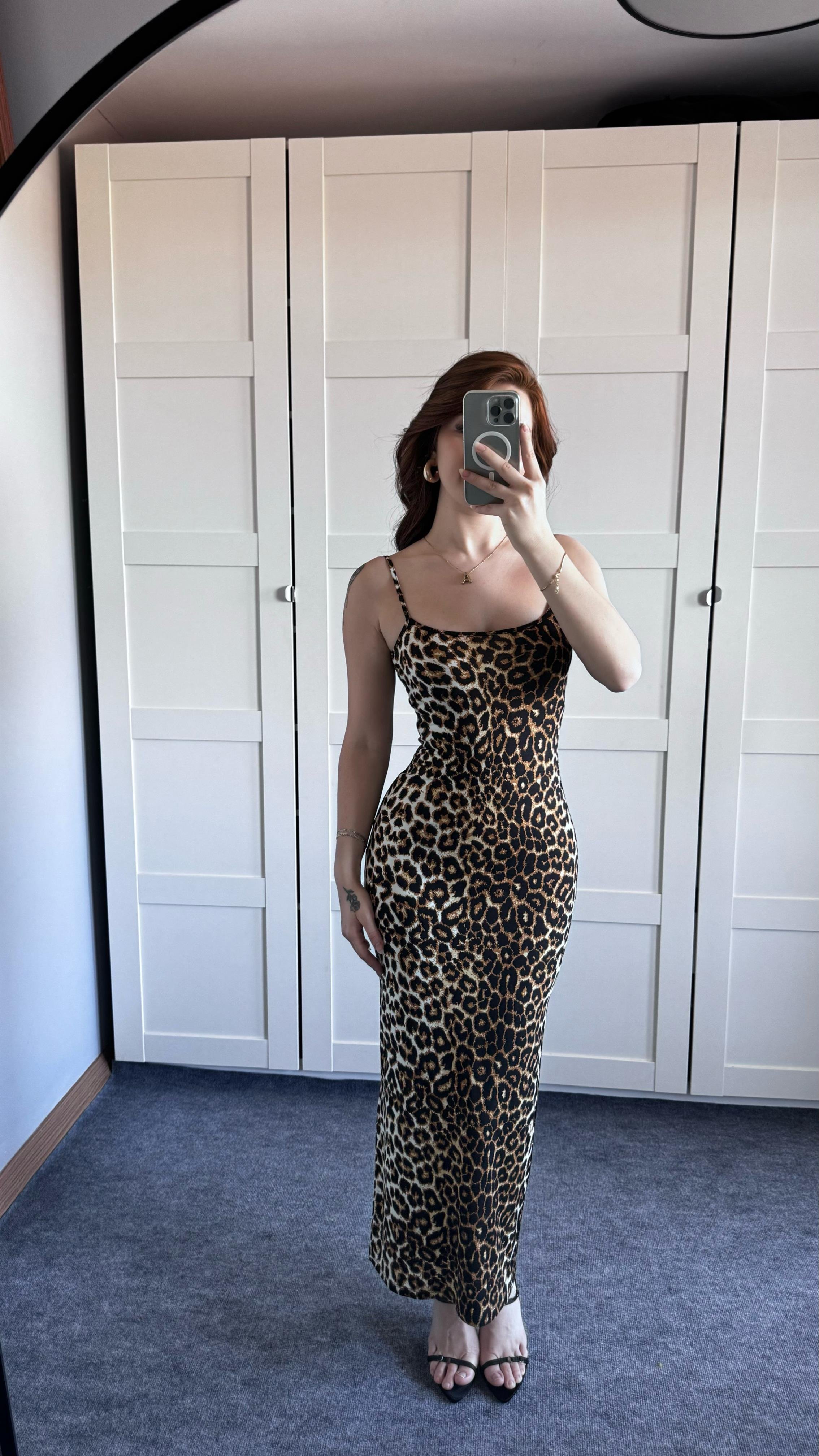 Basıc Askılı Uzun Leopar Elbise