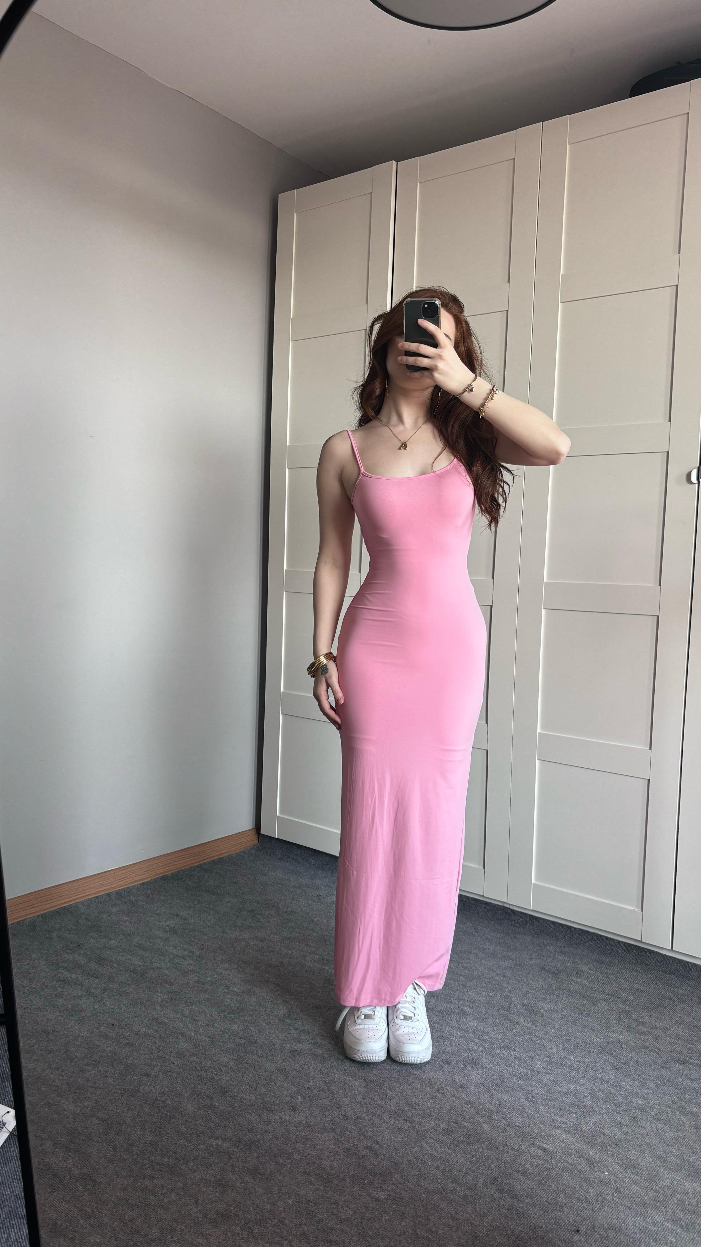 Basıc Askılı Uzun Pembe Elbise