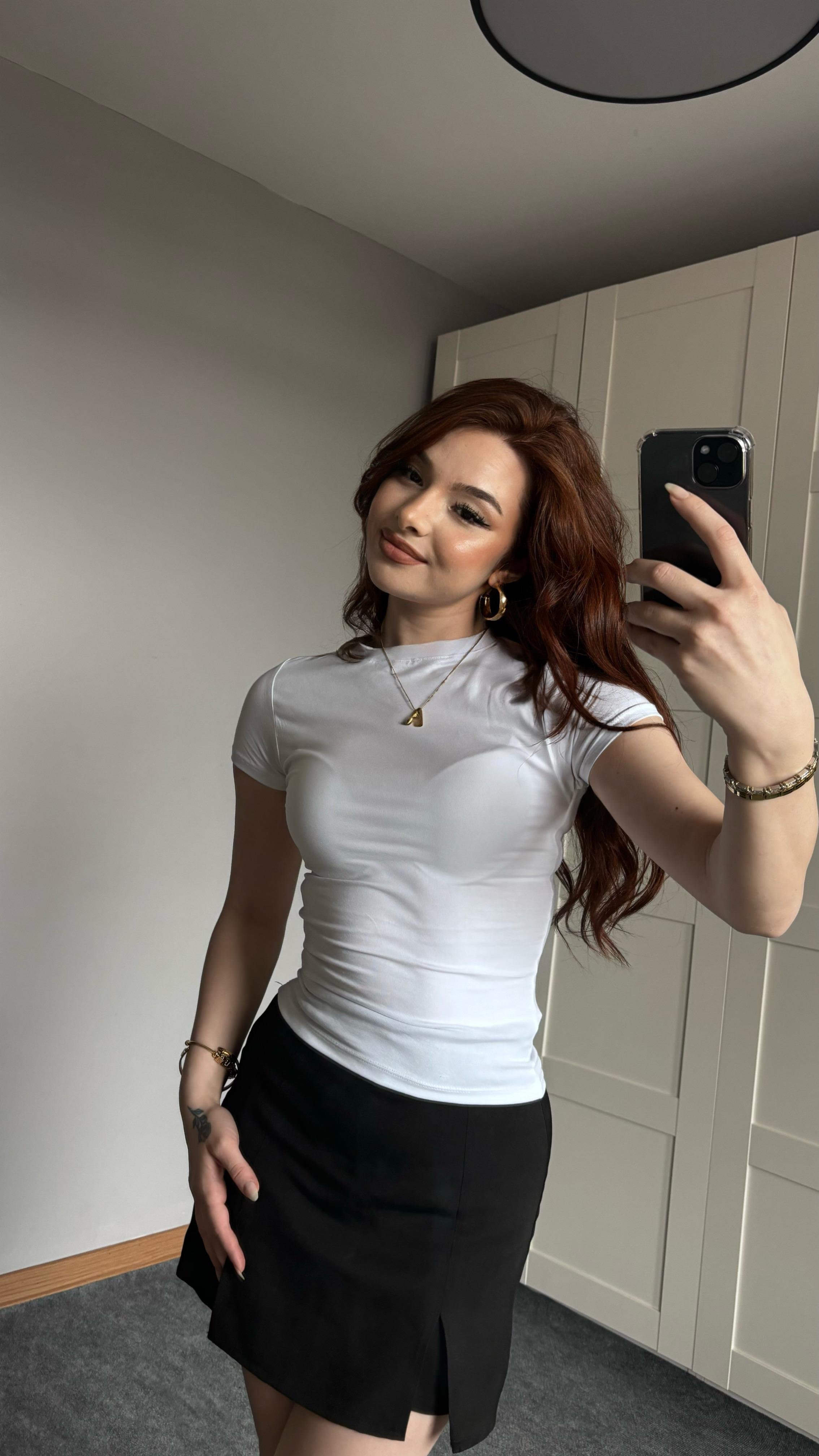 Basıc Beyaz Tişört