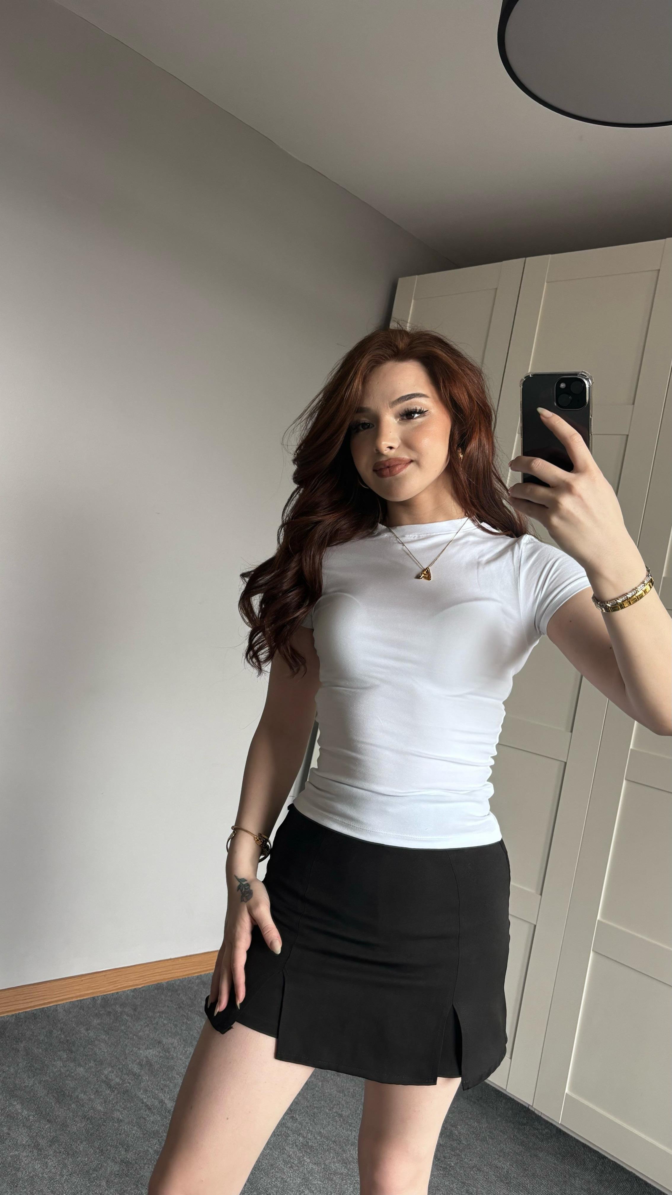 Basıc Beyaz Tişört