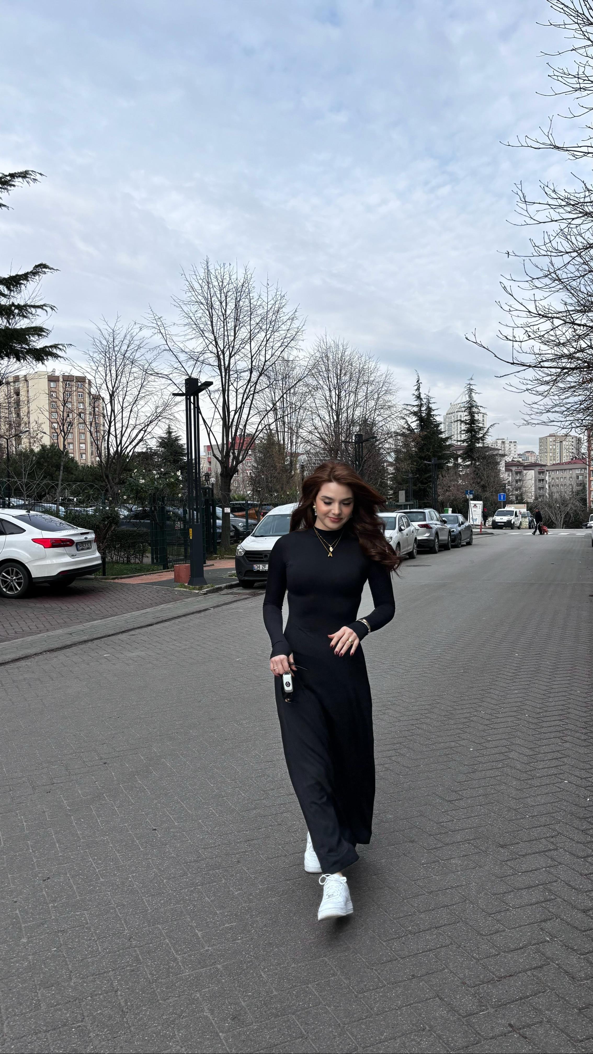 Basıc El Detay Elbise 