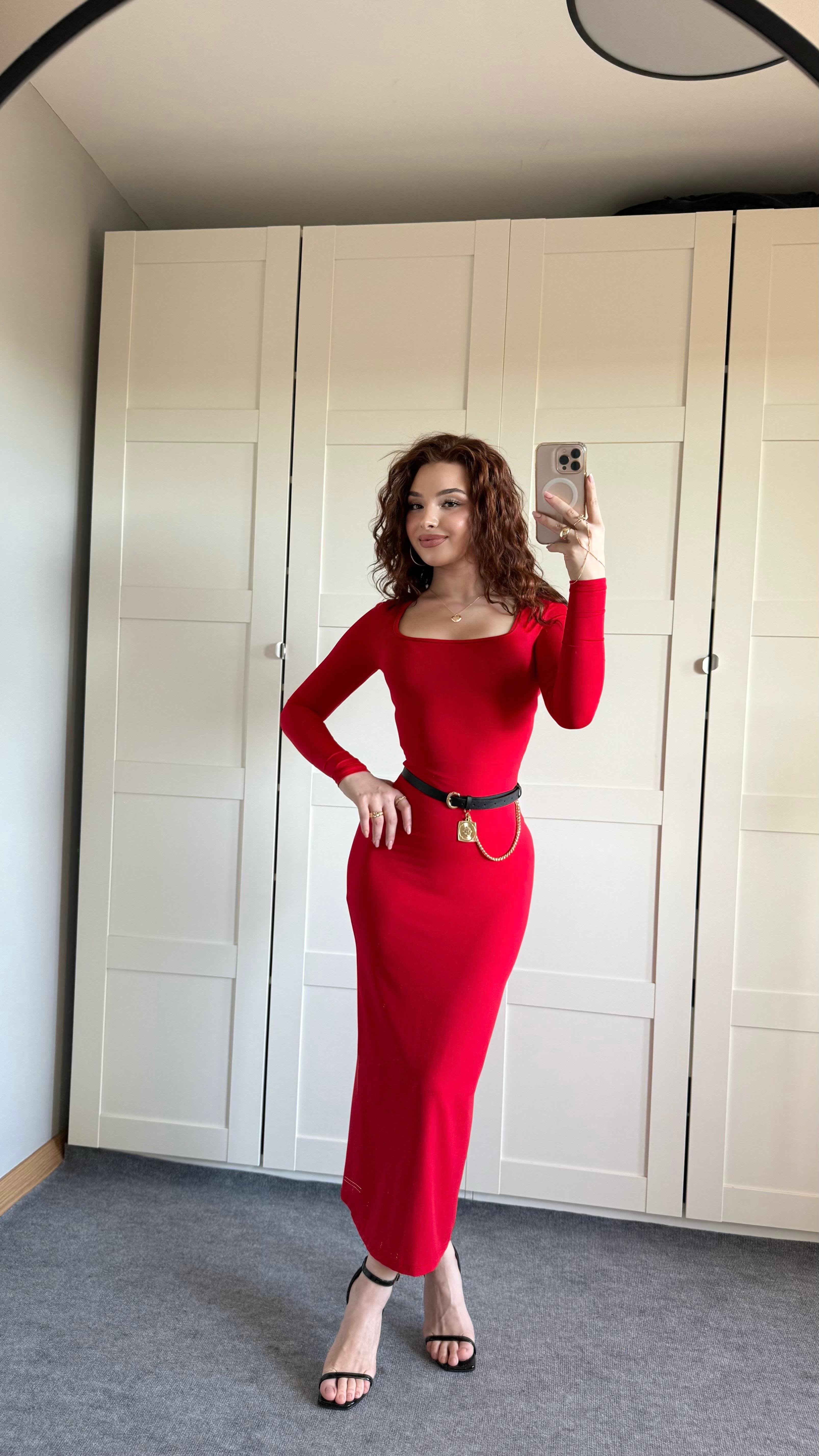 Basıc Kare Yaka Elbise Uzun Kırmızı