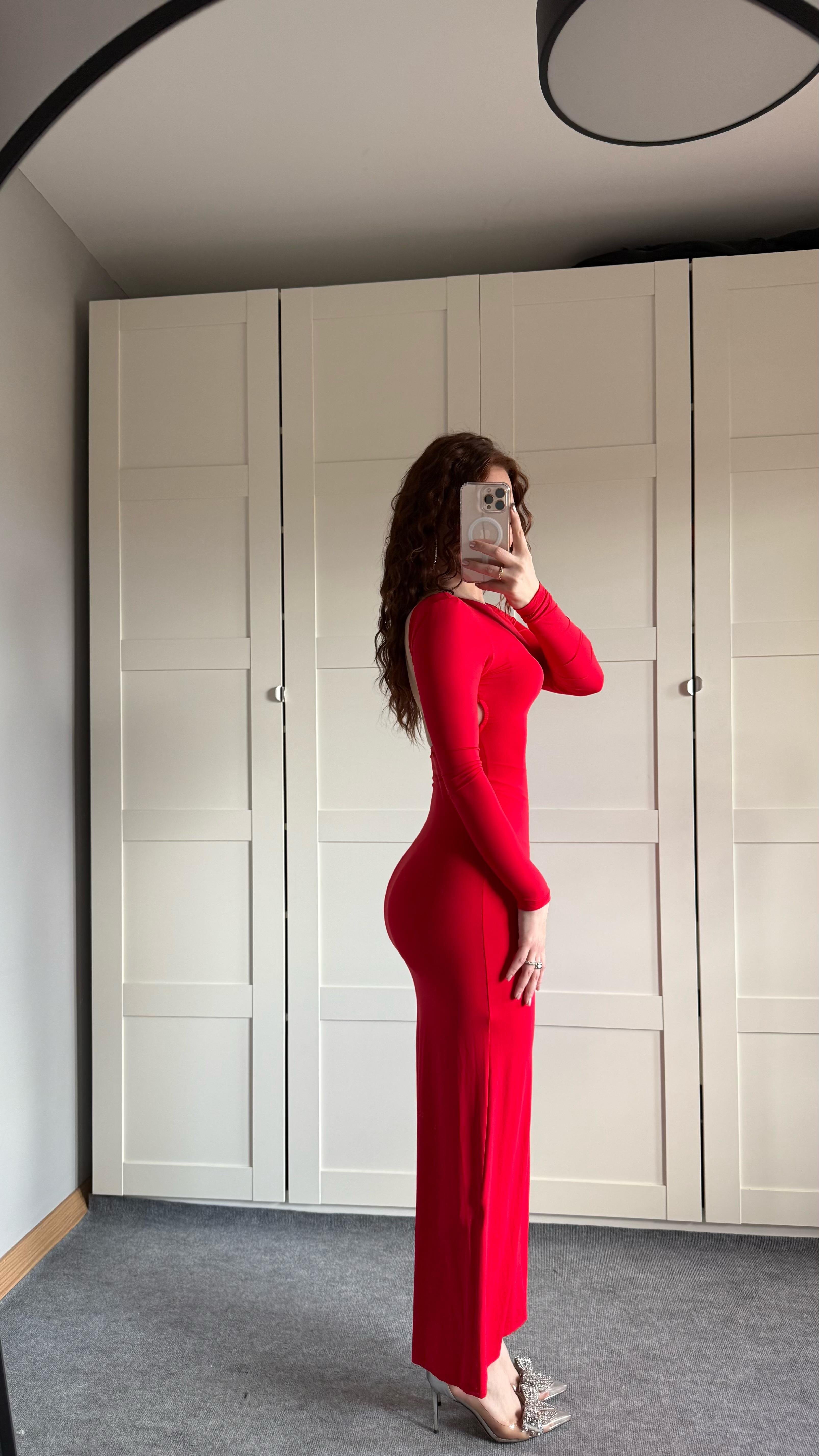 Basıc Sırt Detay Uzun Kol Elbise Kırmızı