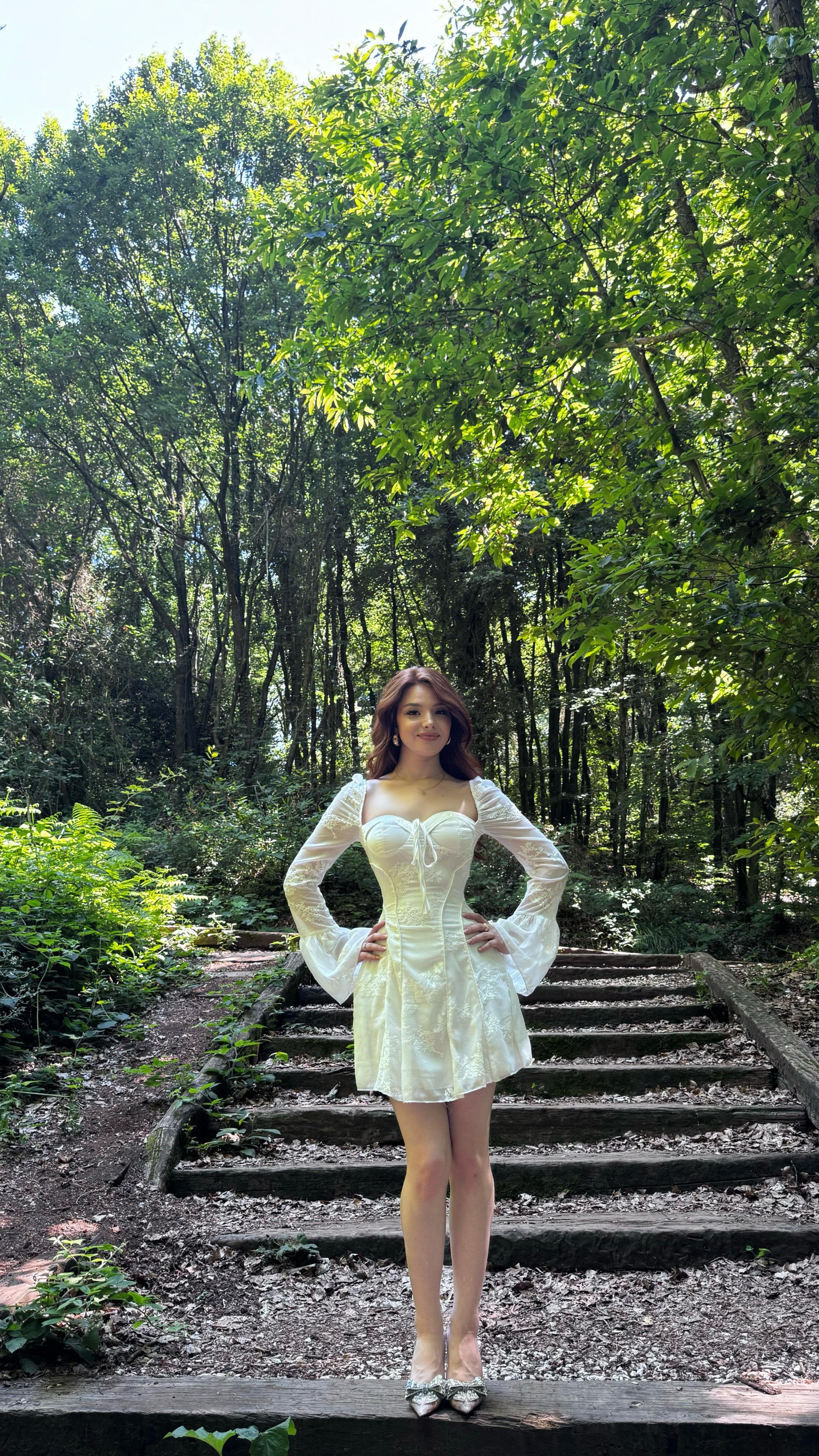 Bella Beyaz Elbise
