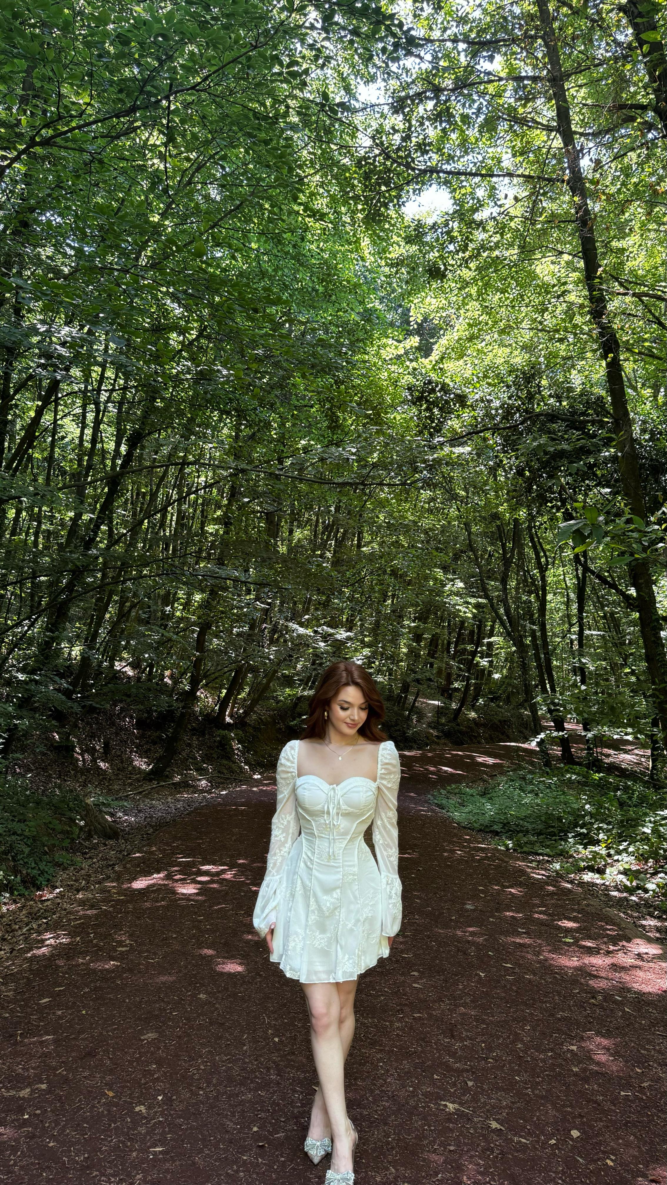 Bella Beyaz Elbise