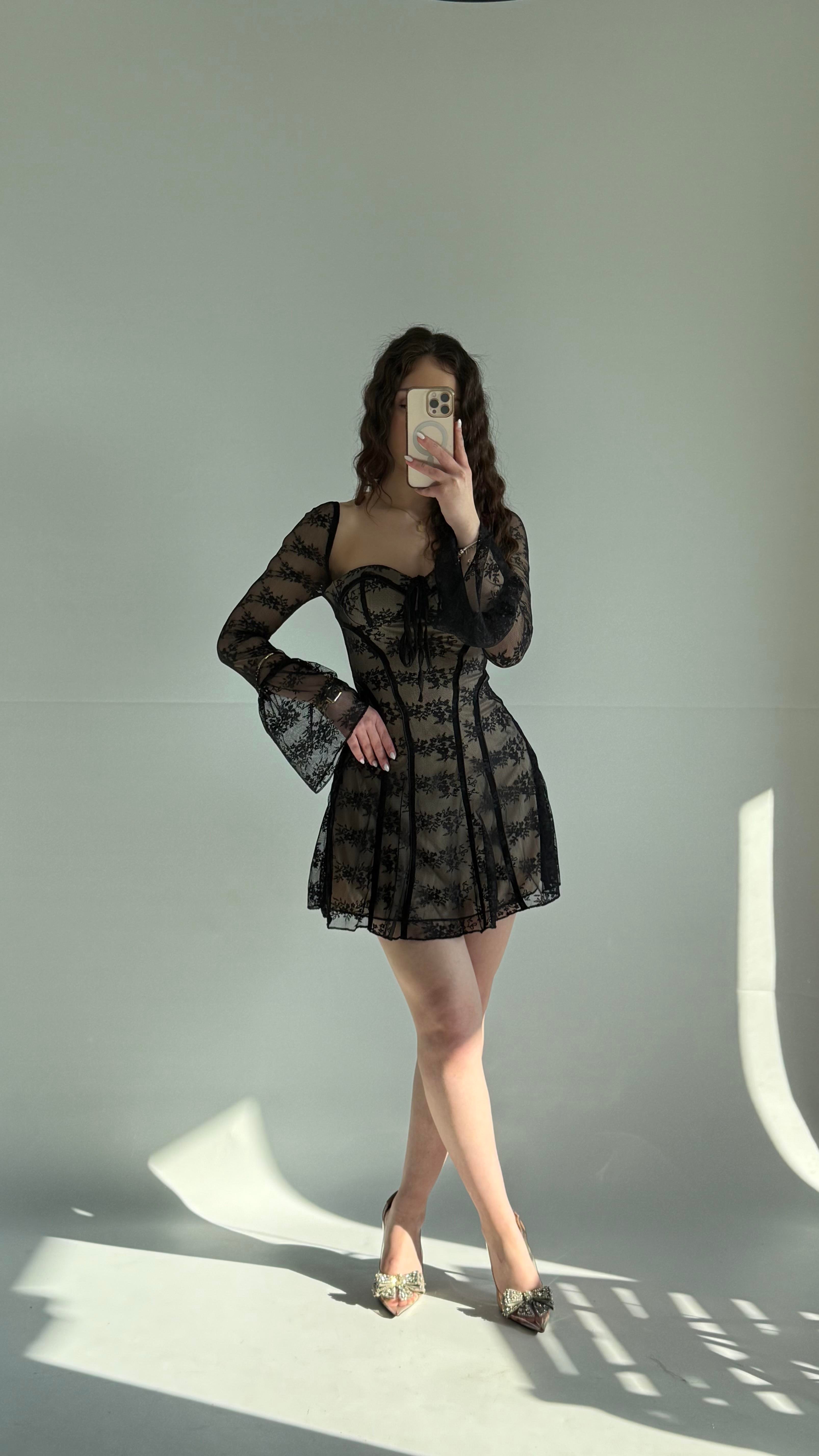 Bella Siyah Elbise