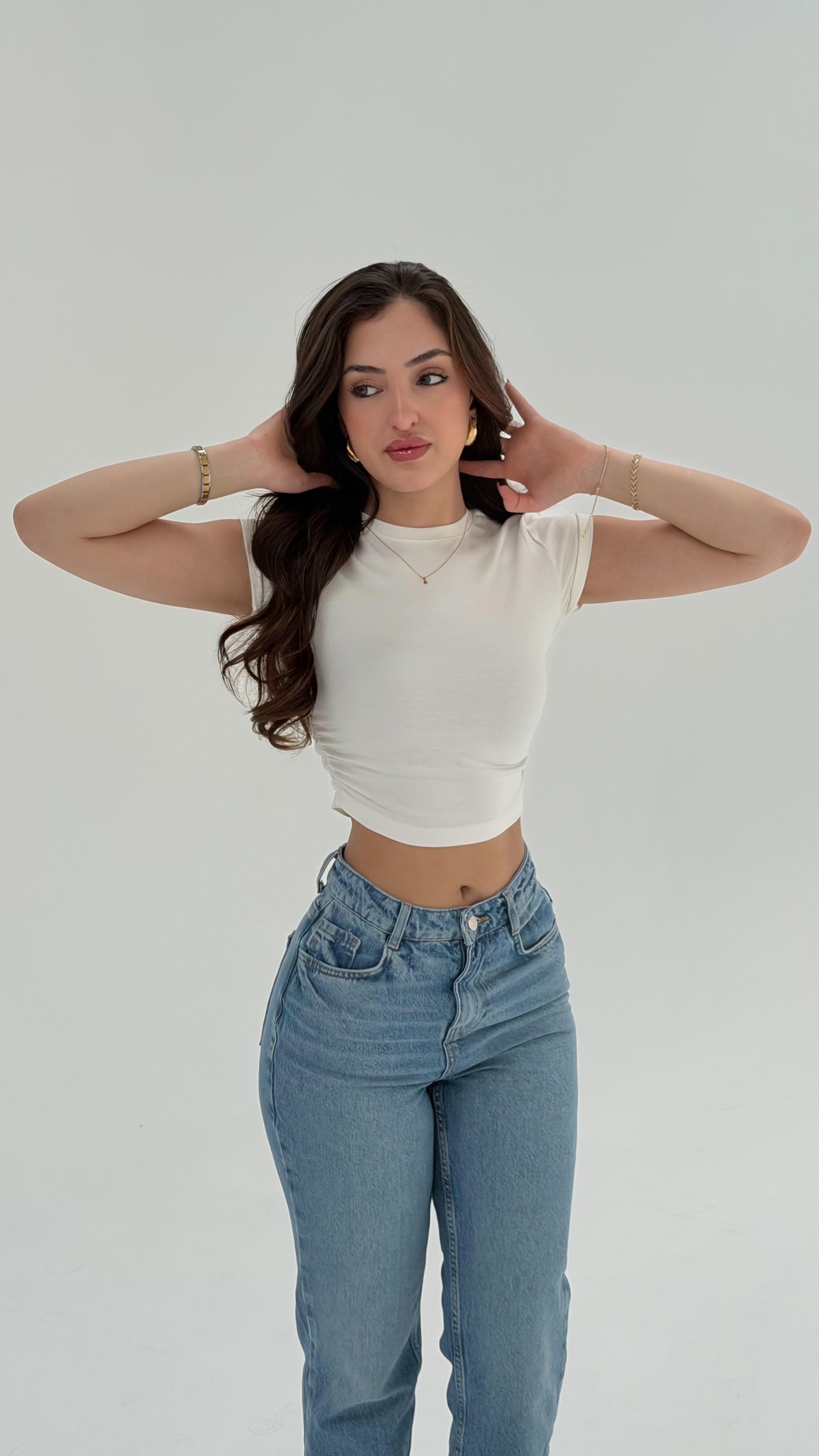 Berita Yanları Büzgülü Crop Beyaz