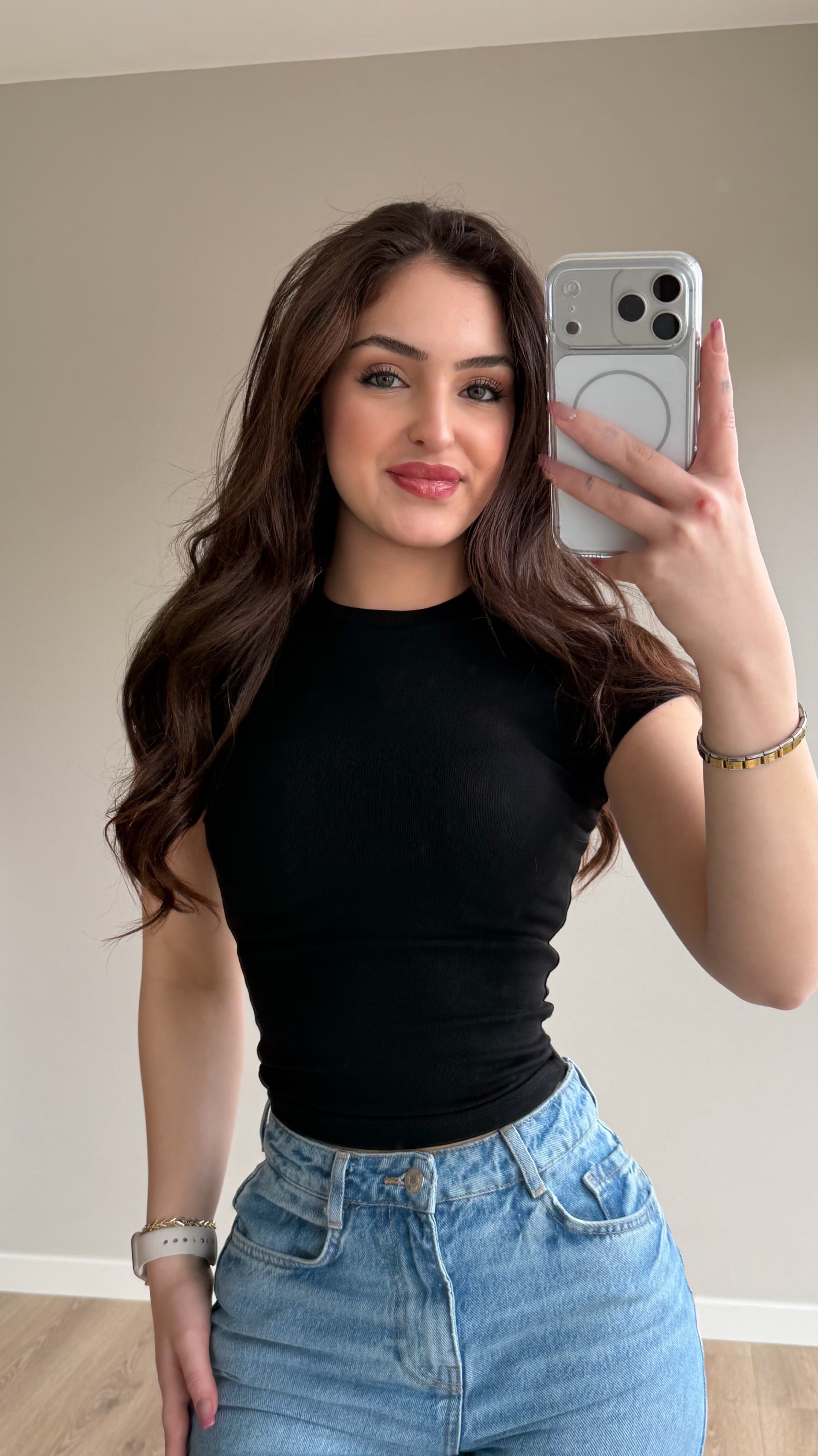 Bers. Fitted Dar Tişört Siyah