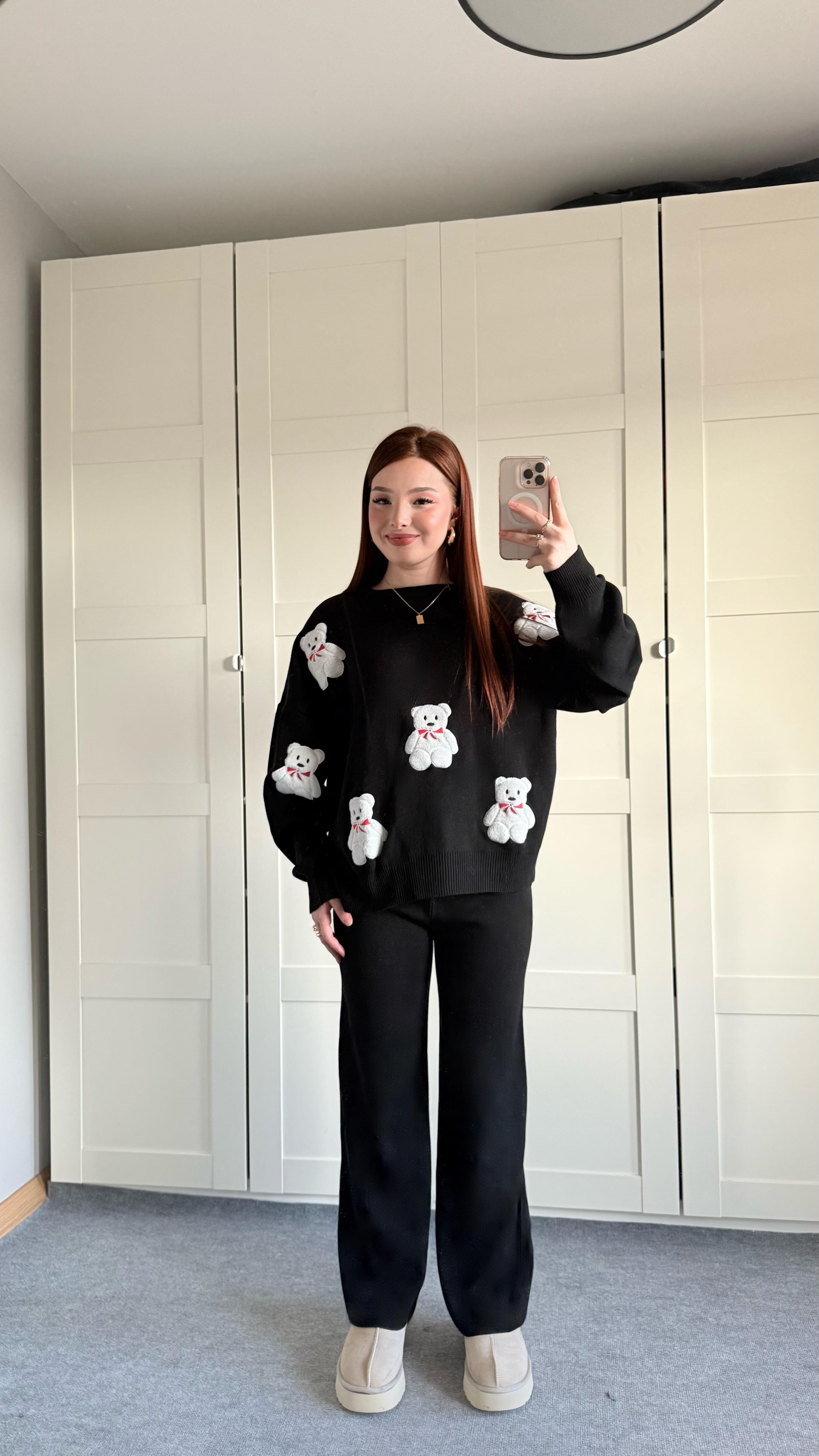 Beyaz Minik Teddy Siyah Triko Takım 