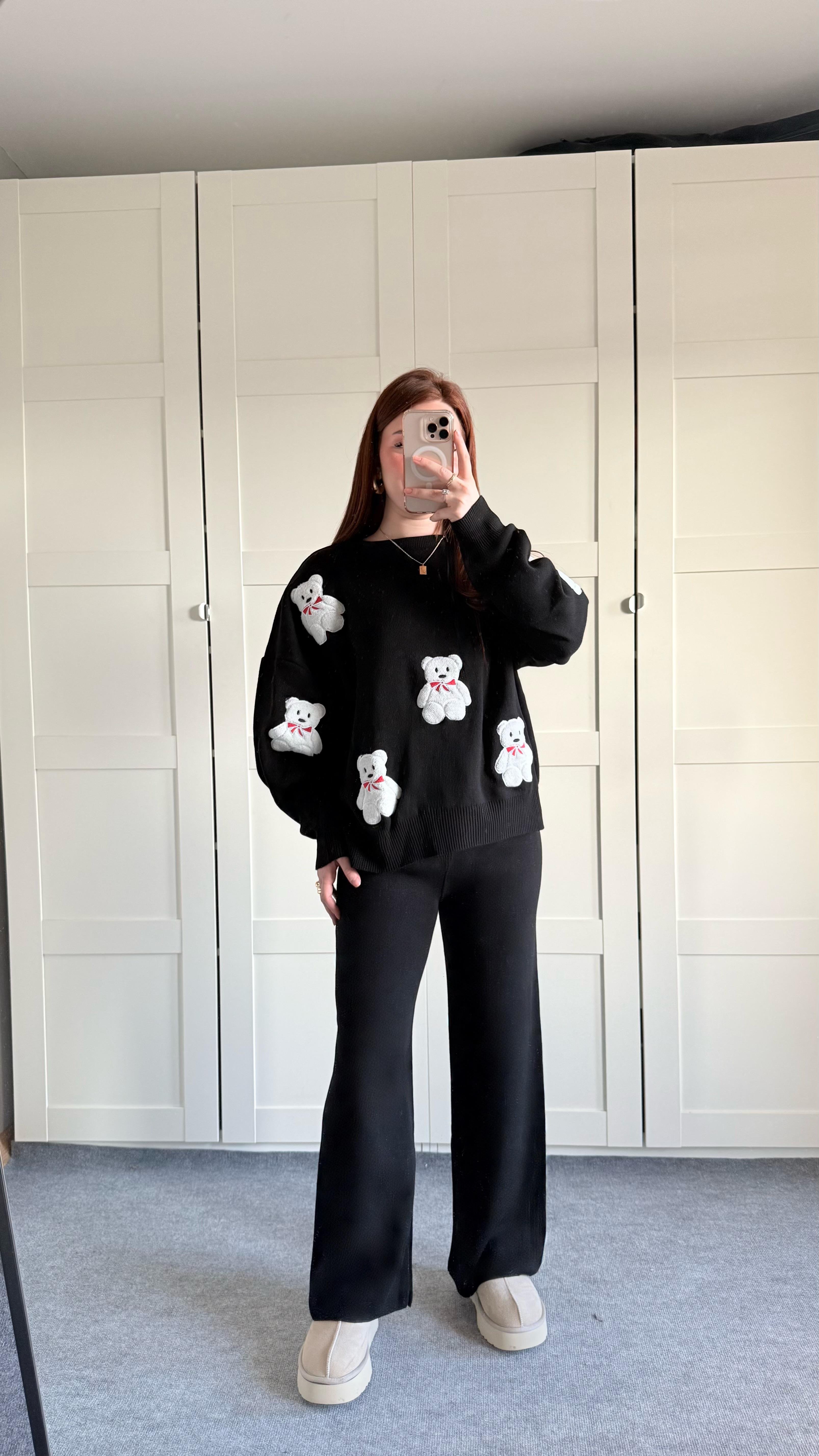 Beyaz Minik Teddy Siyah Triko Takım 