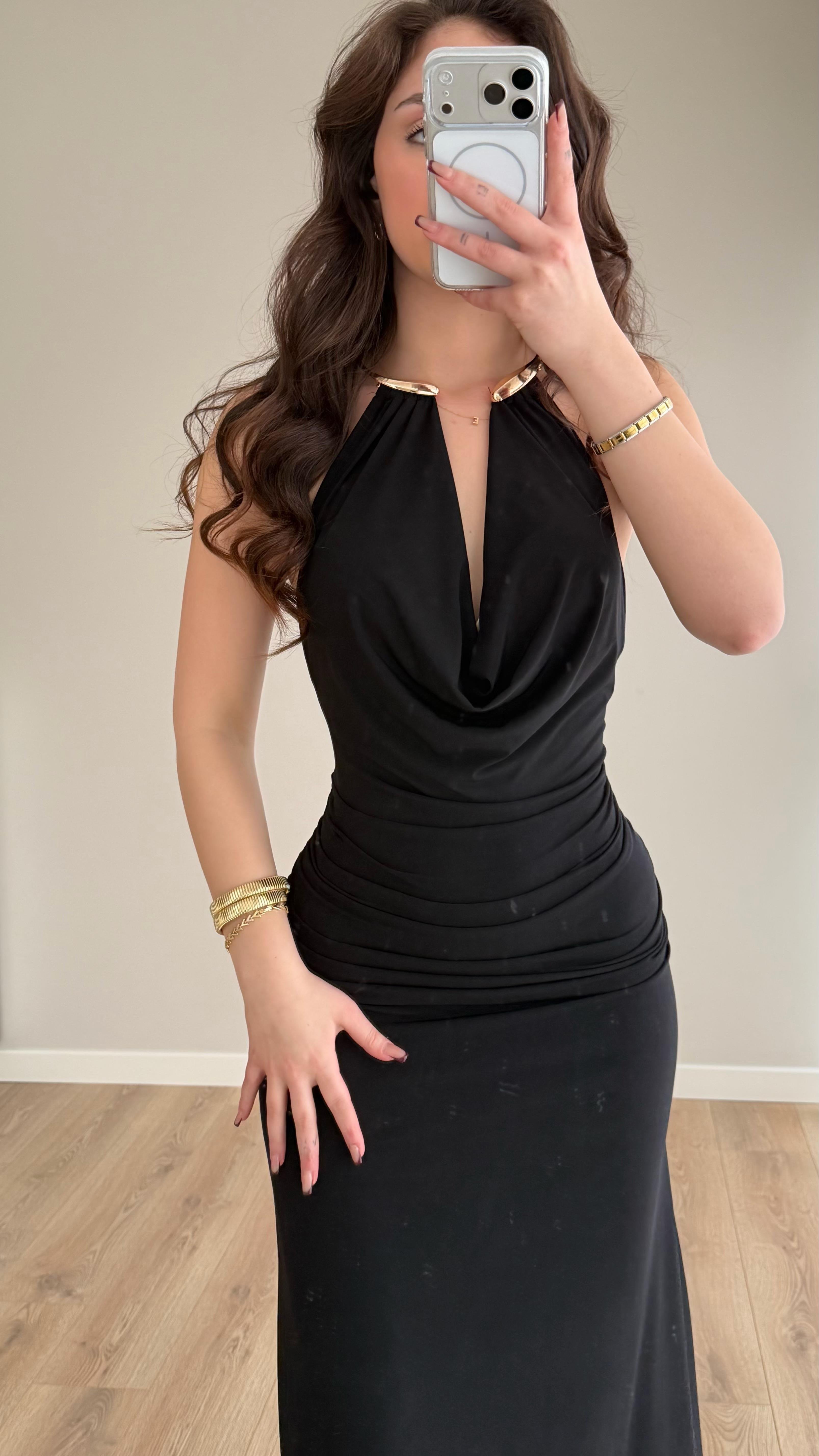 Boyun Demir Detaylı Elbise Siyah