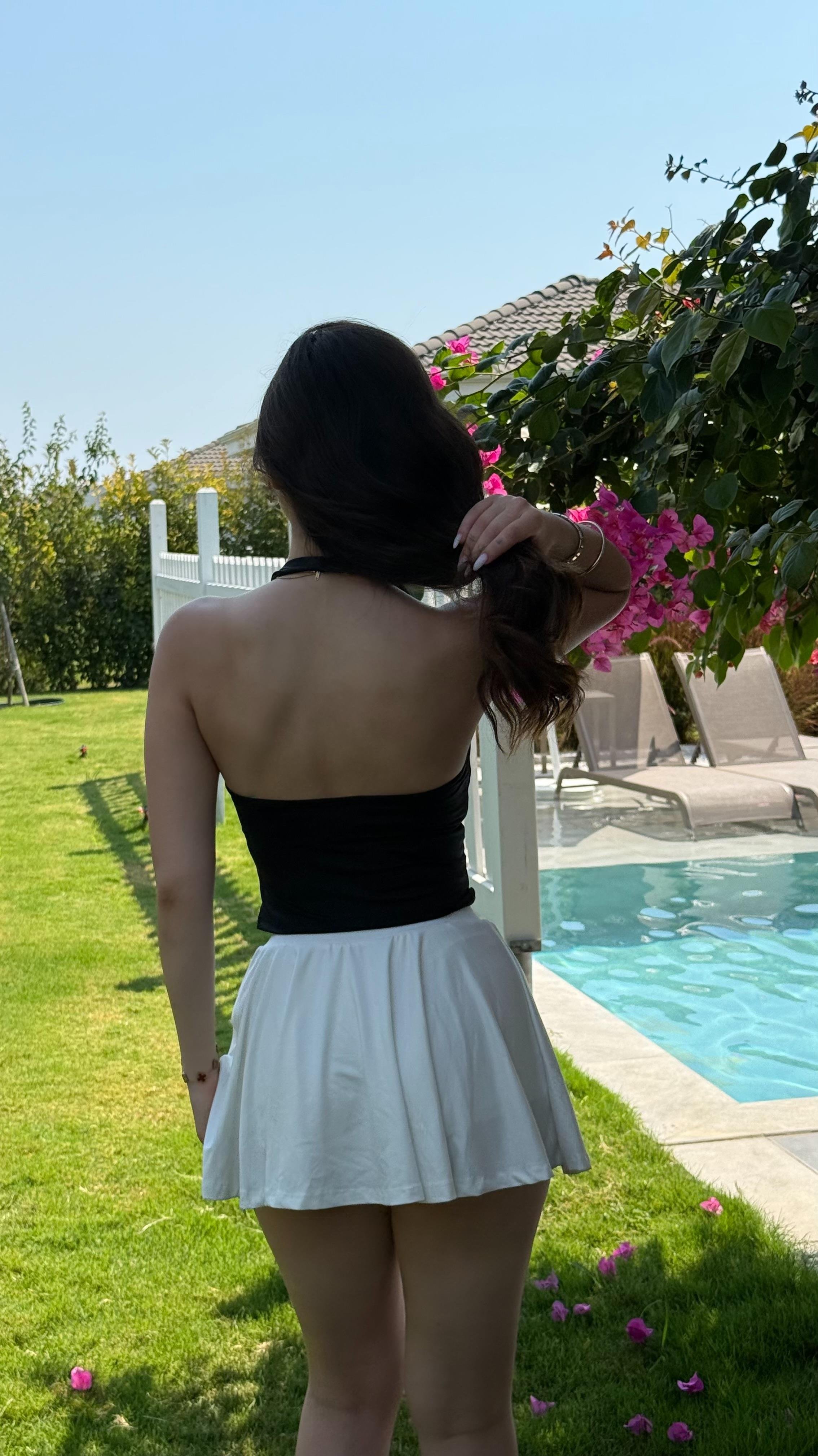 Boyun Geçirmeli Bluz Siyah