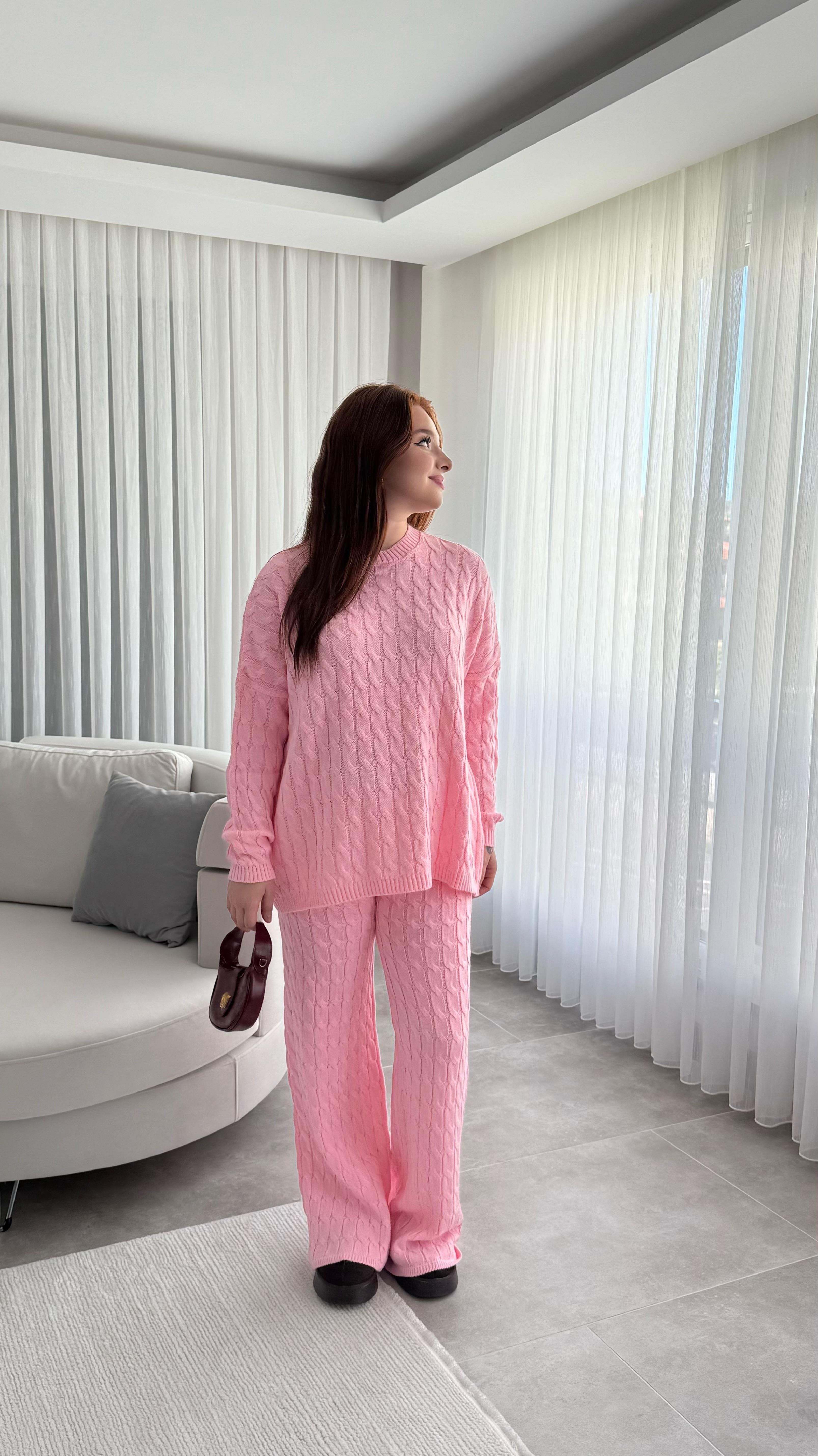 Burgu Kesim Triko Takım Pembe