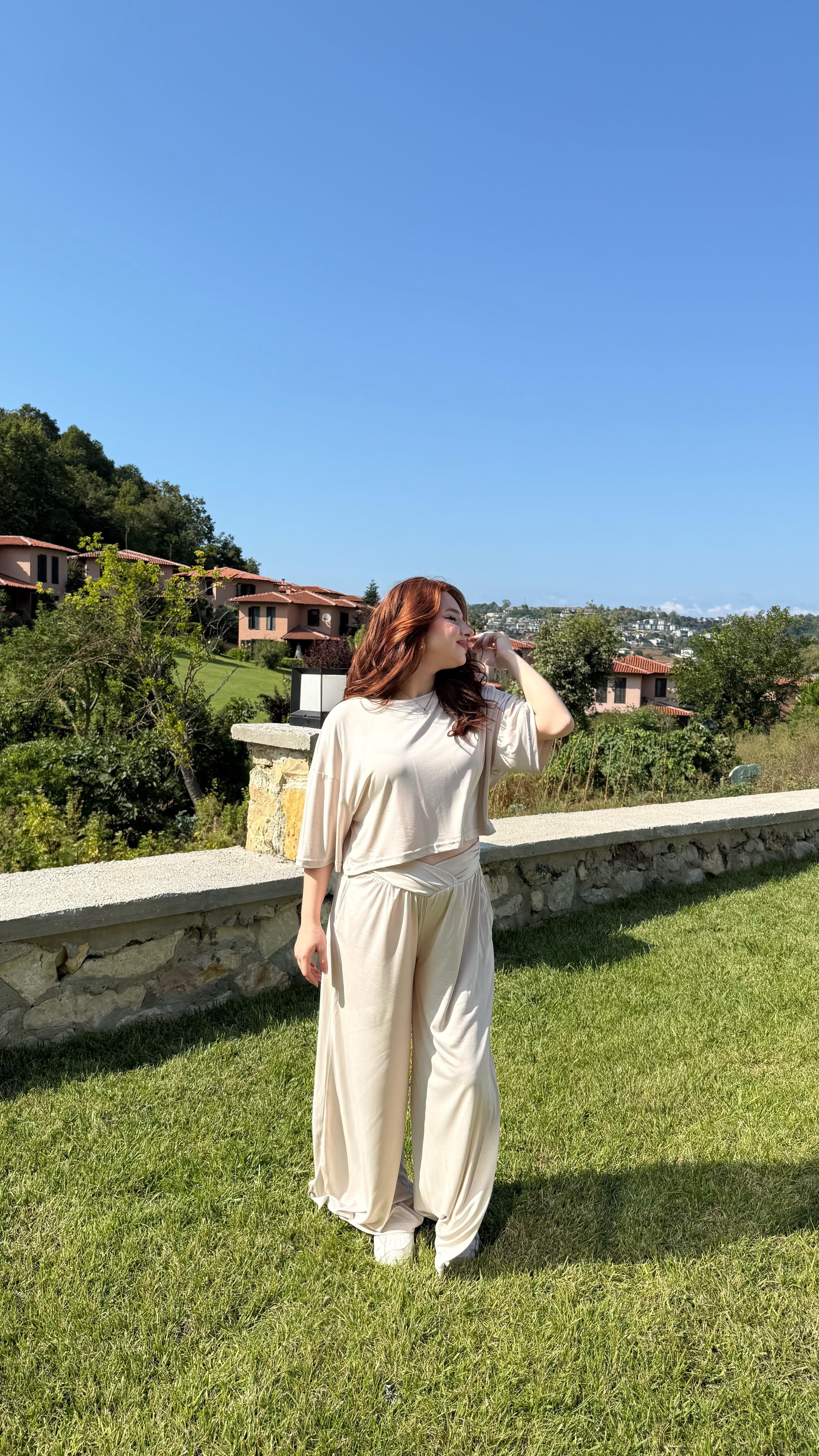 Çapraz Kemer Eşofman Takım Bej