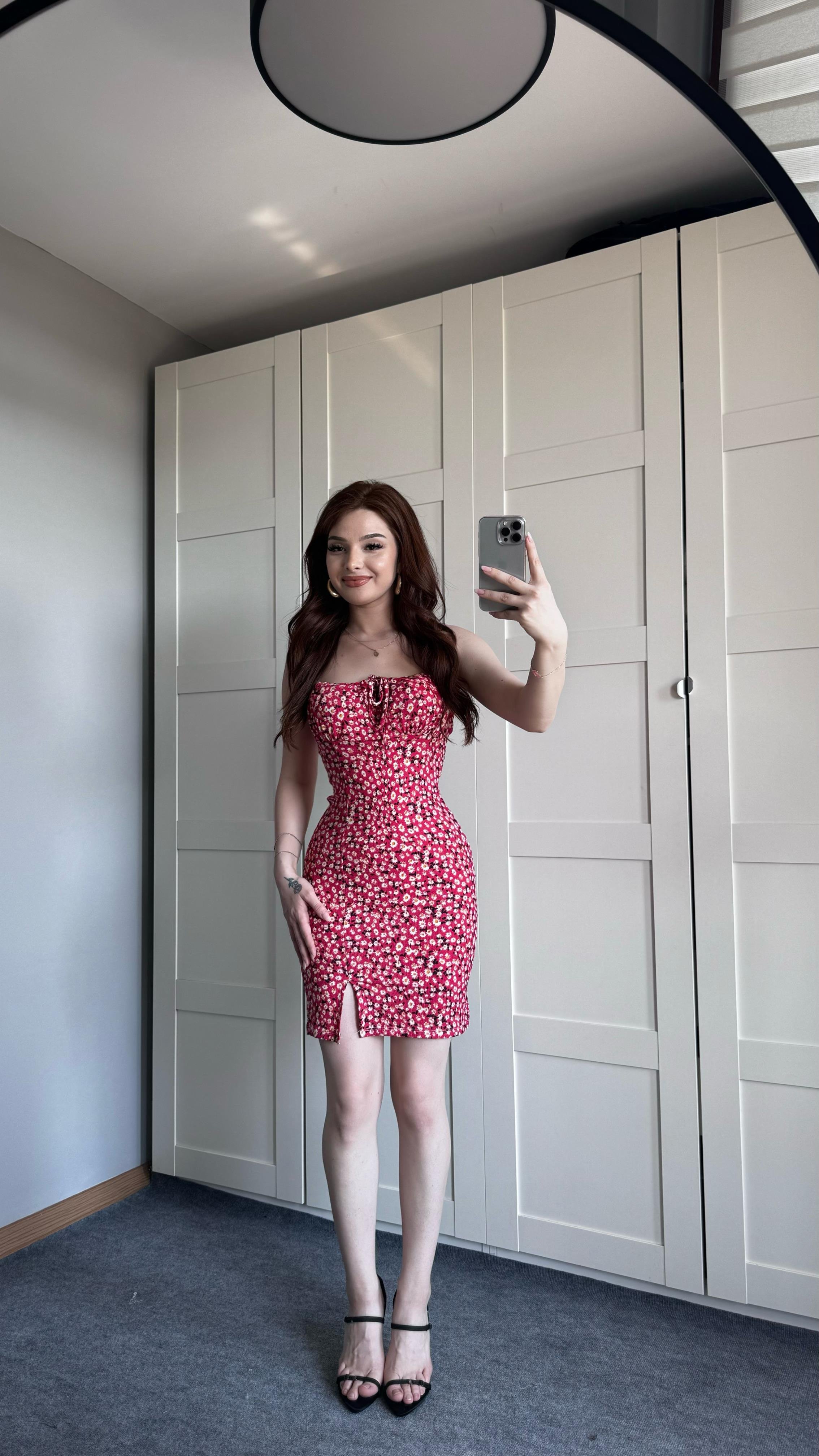 Çiçekli Askılı Mini Pembe Elbise