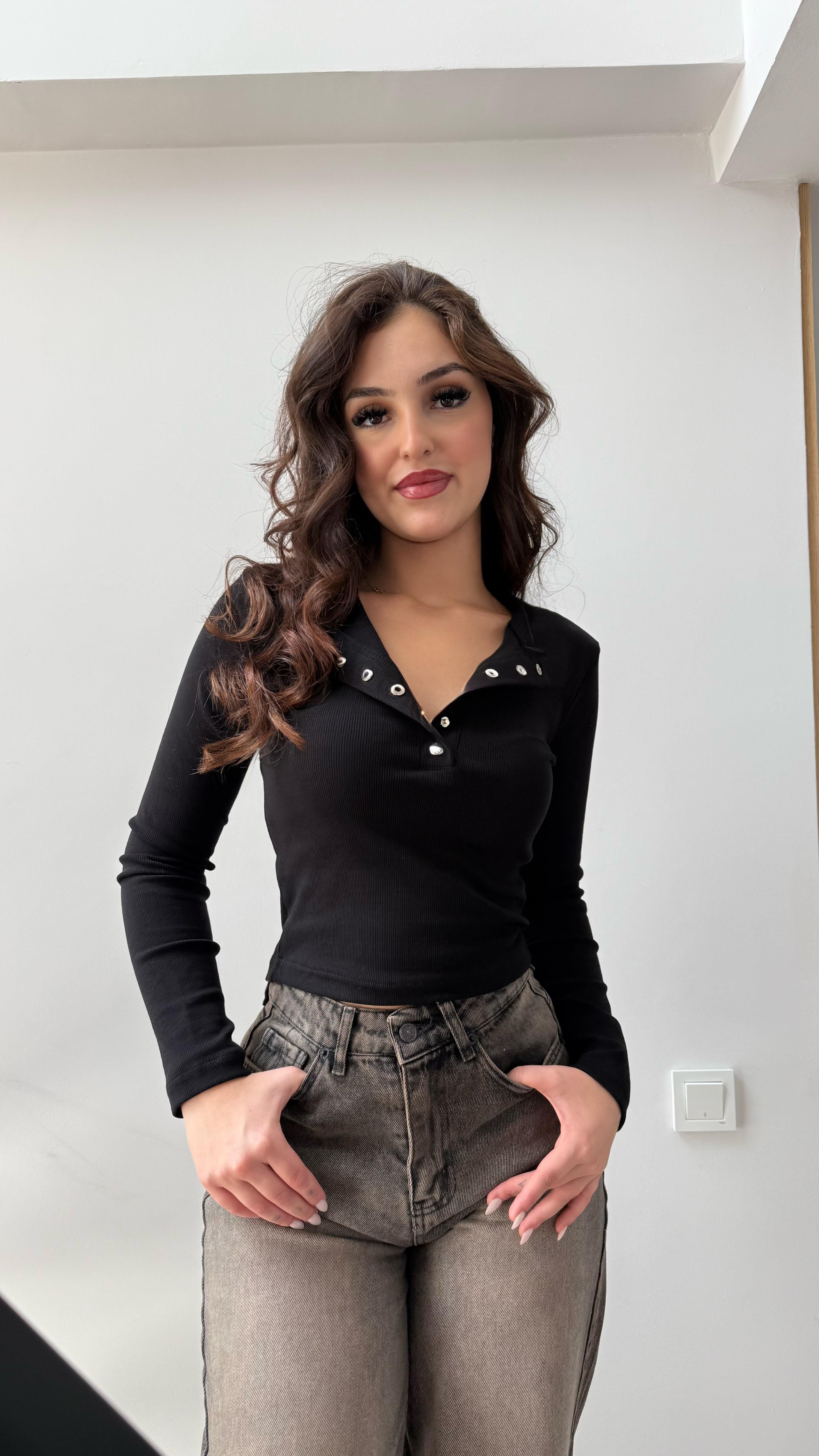 Çıtçıtlı Fitilli Bluz Siyah