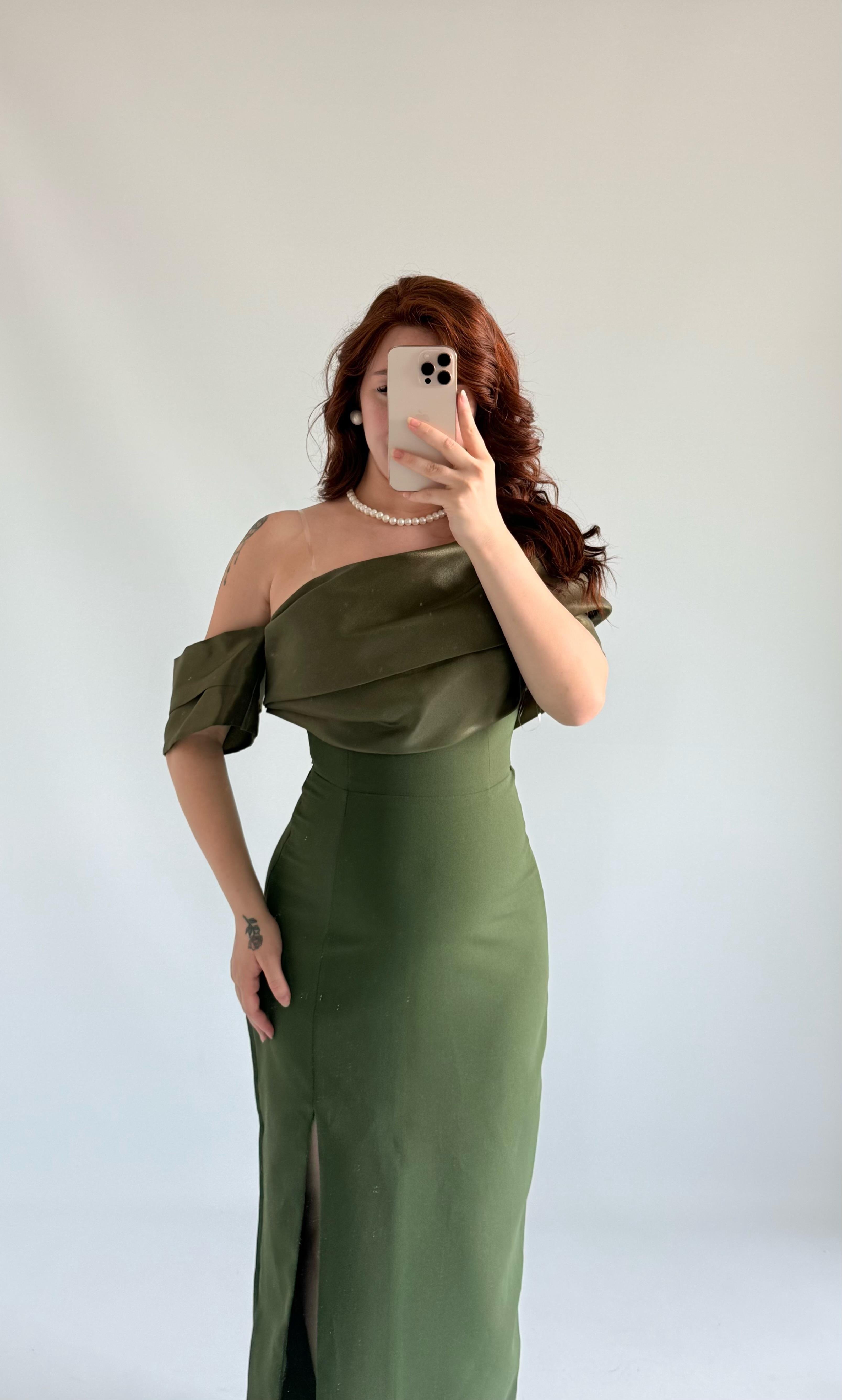 Courtney Yırtmaçlı Uzun Abiye Haki Yeşil