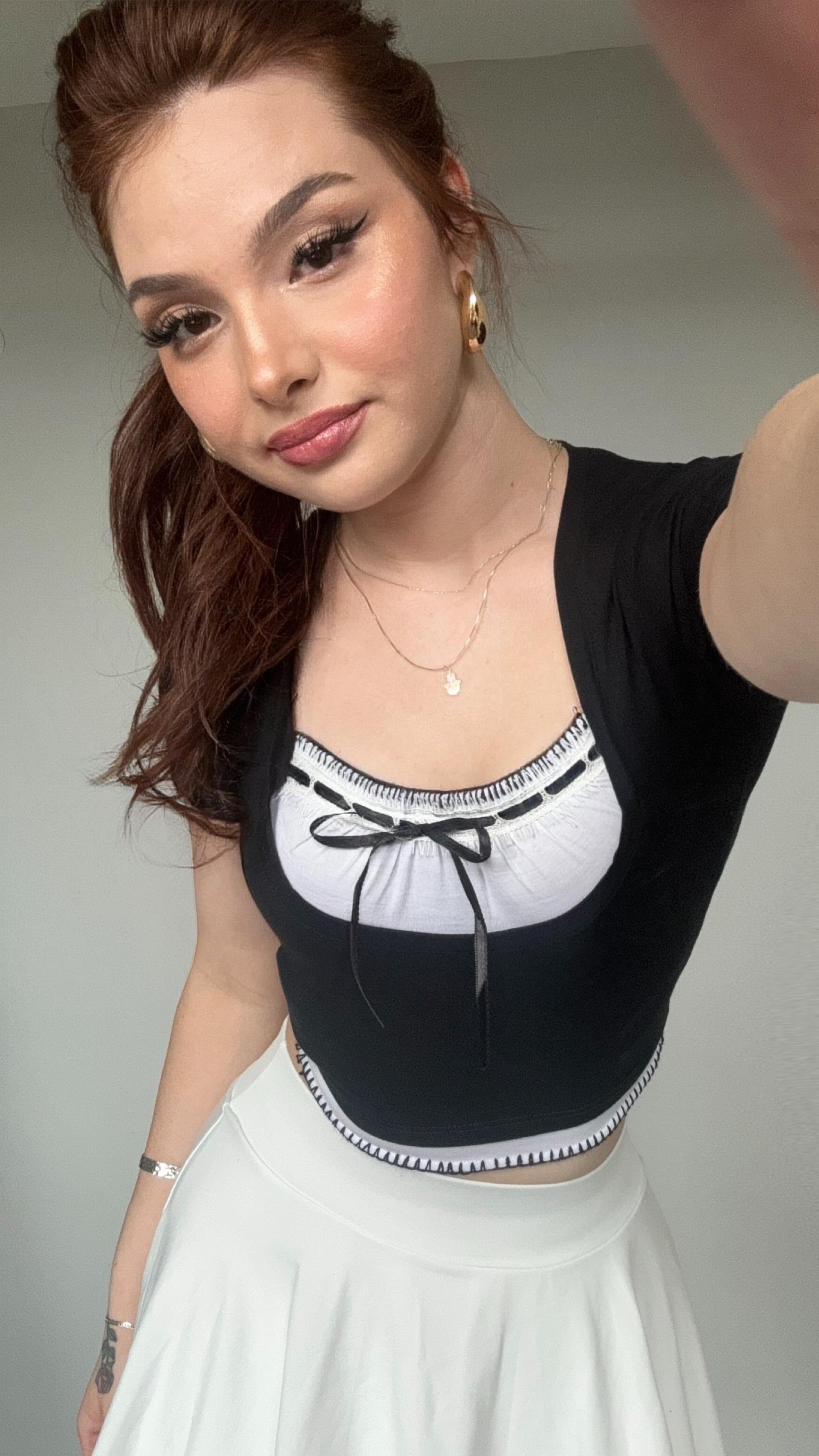 Dantel Patch Siyah Crop 
