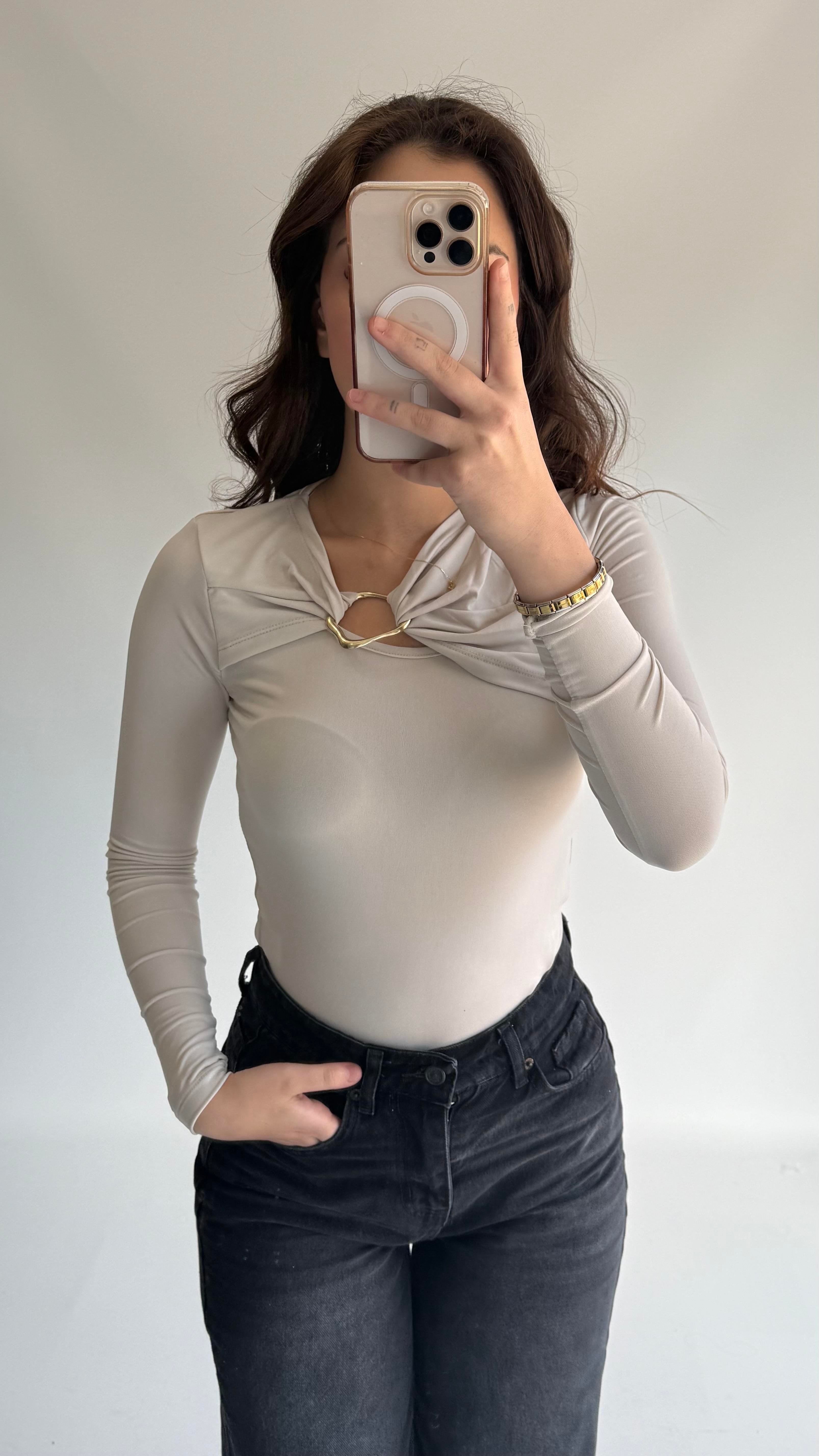 Deba Demir Detaylı Bluz Bej