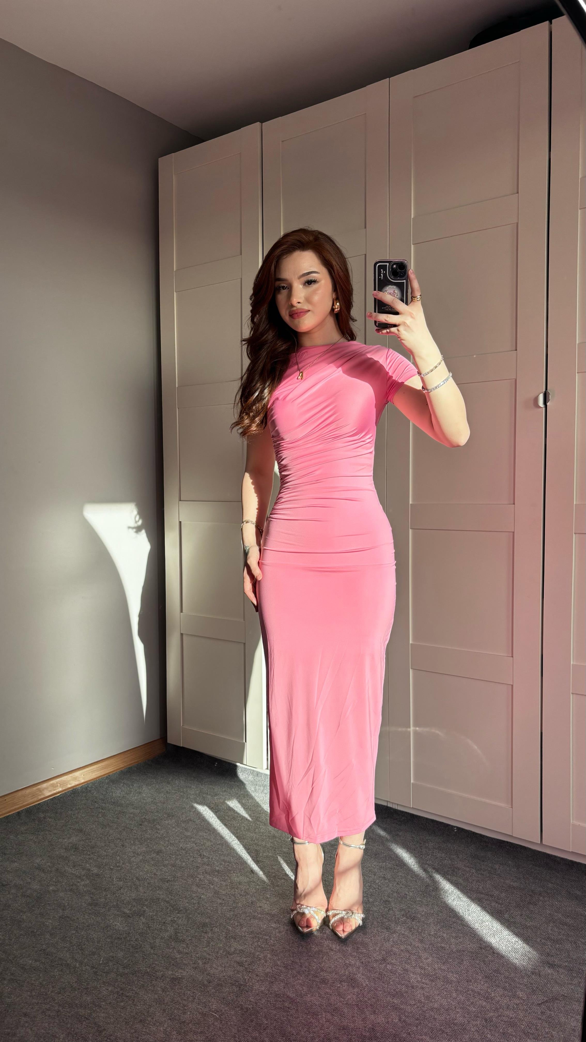 Drapeli Kısa Kol Pembe Elbise