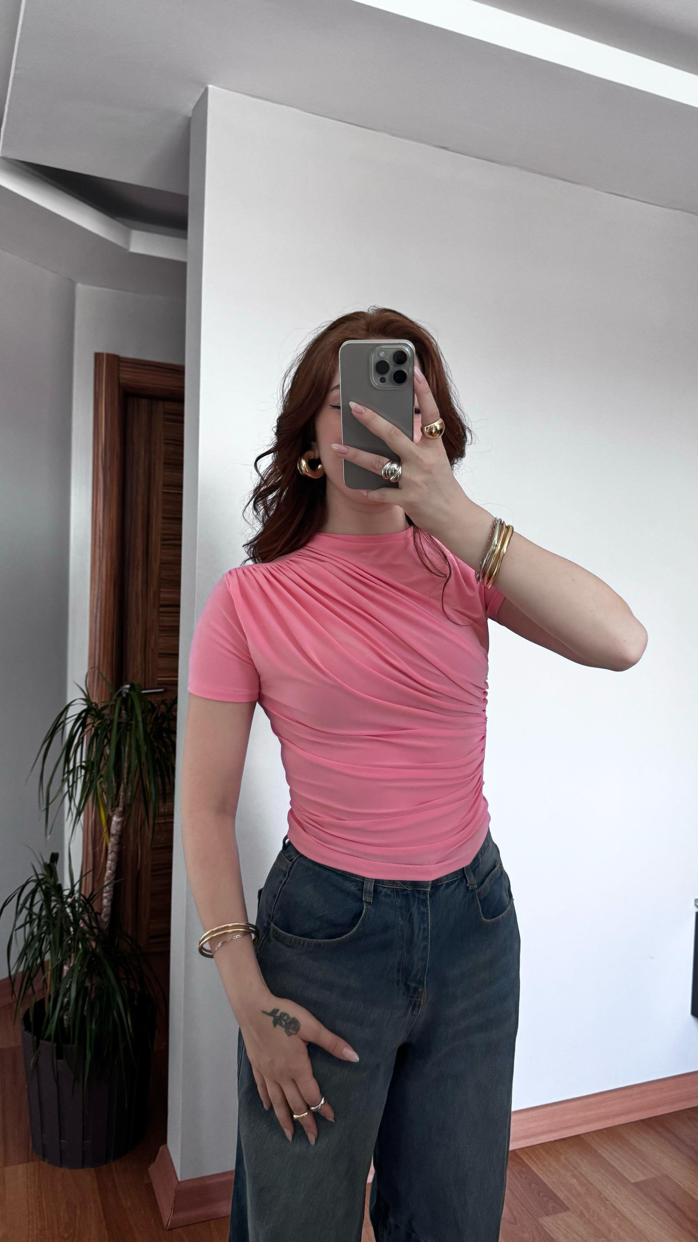 Drapeli Kısa Kol Pembe Tişört