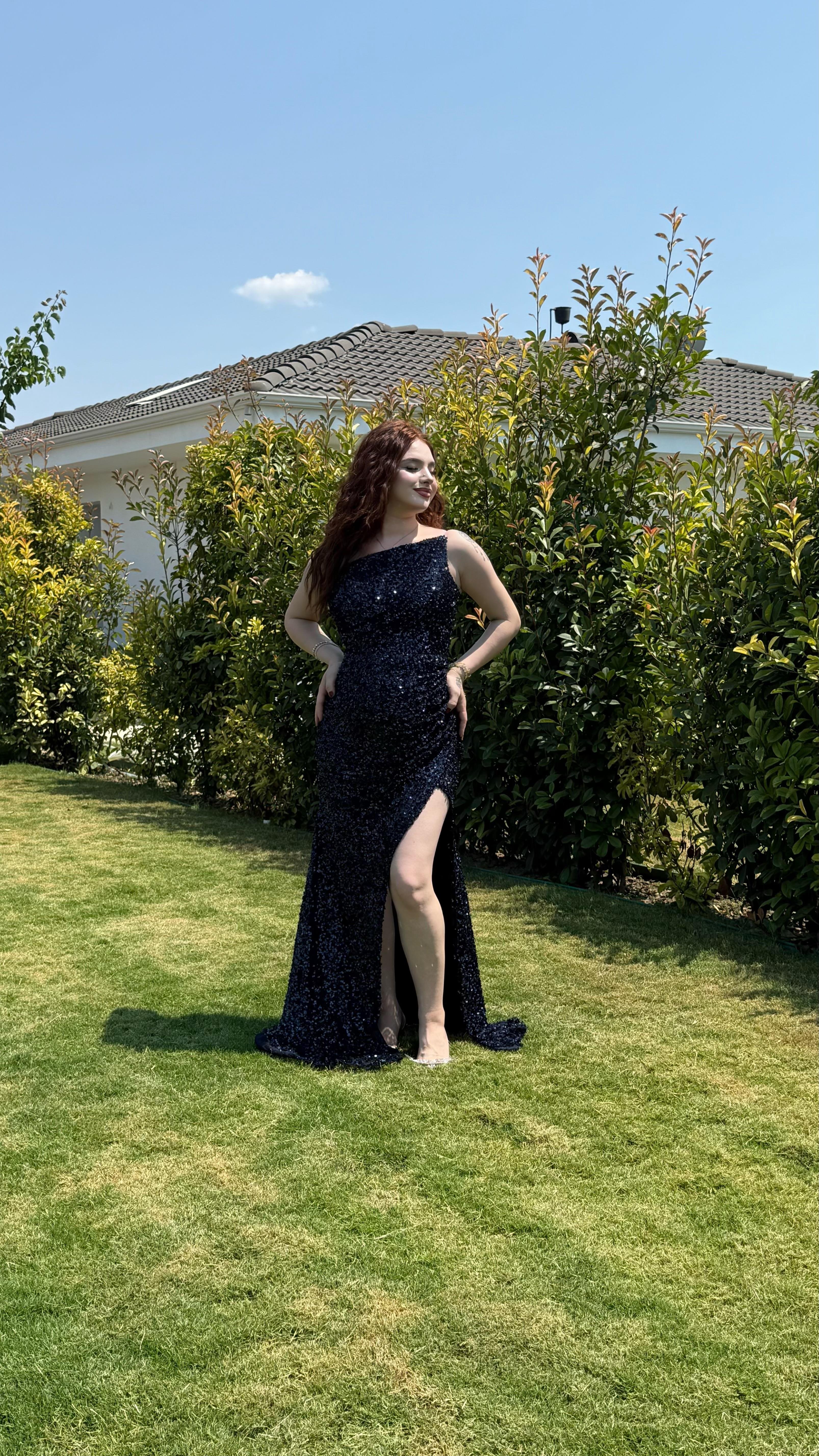 Esmeralda Abiye Lacivert