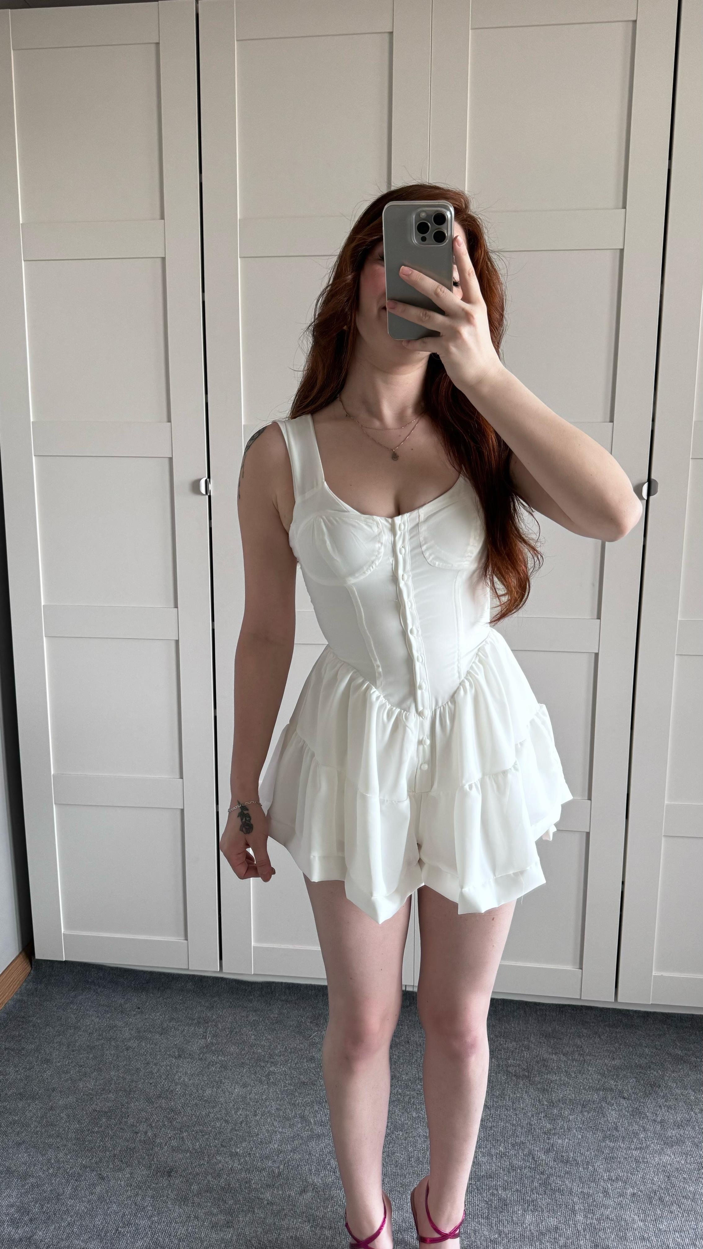 Fırfırlı Mini Şort Tulum Beyaz
