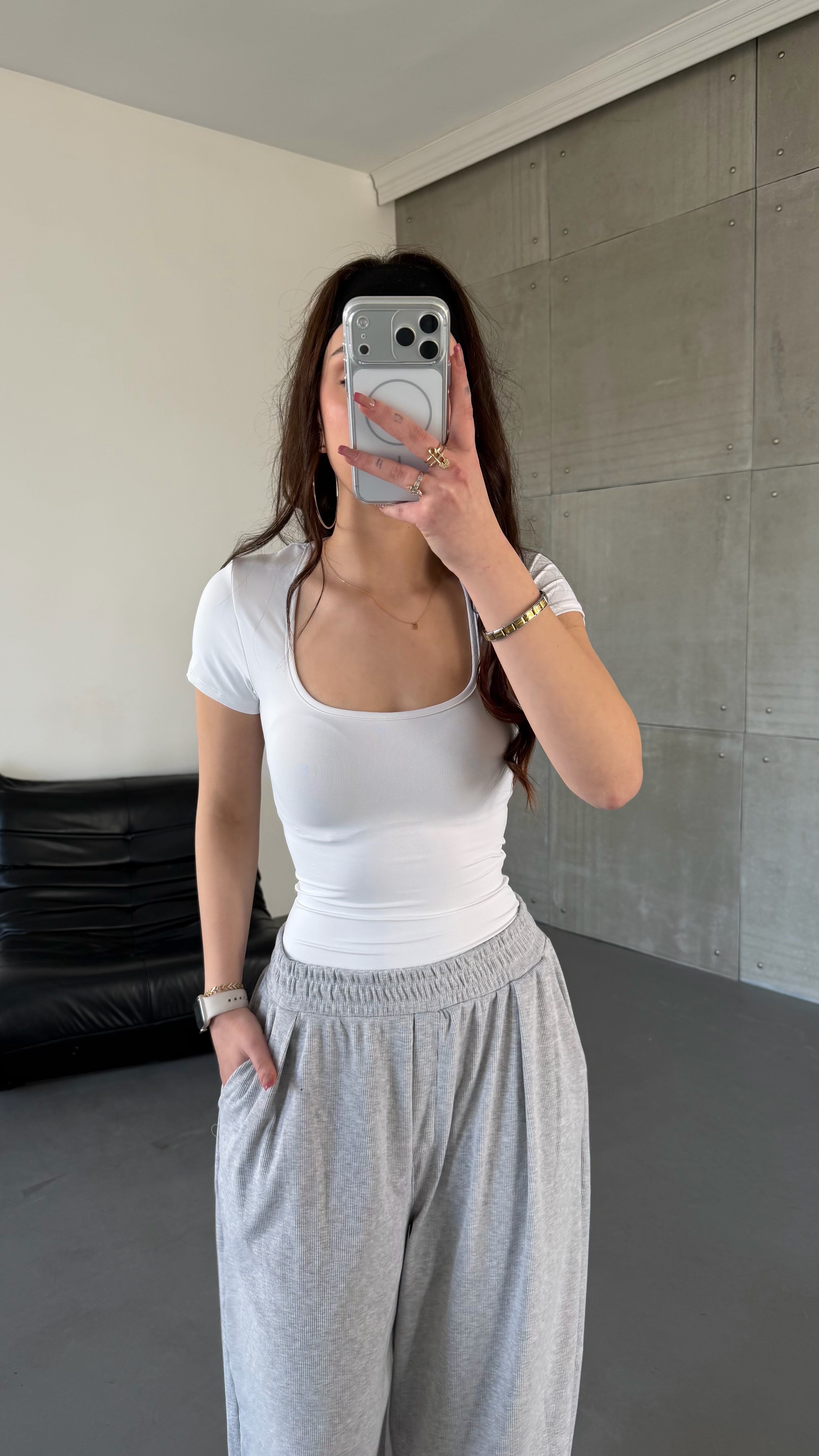 Fit Gösteren Basic Tişört Beyaz