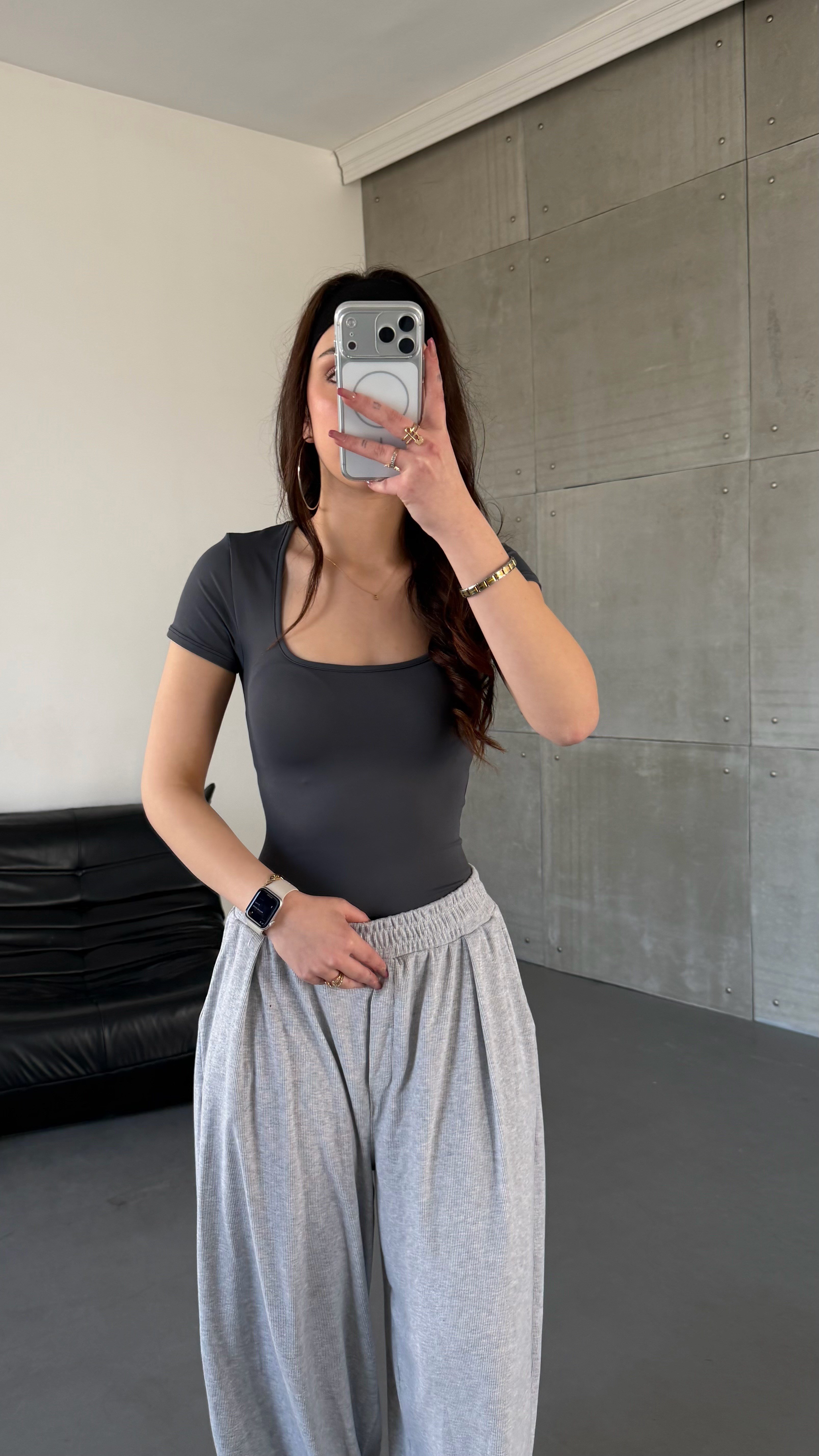Fit Gösteren Basic Tişört Gri